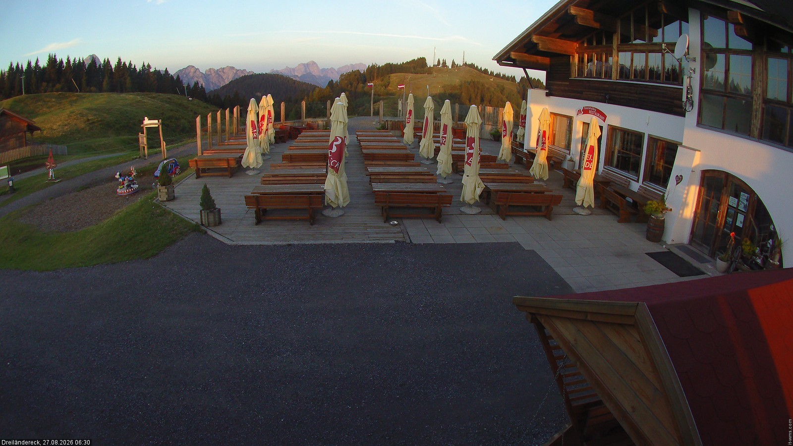 Archived image Webcam Mountain Restaurant Dreiländereck