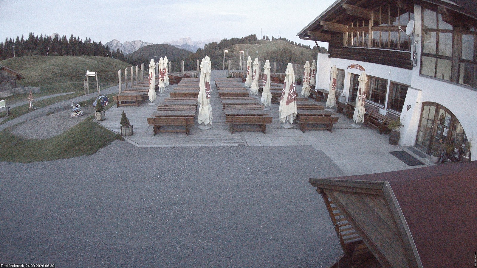 Archived image Webcam Mountain Restaurant Dreiländereck