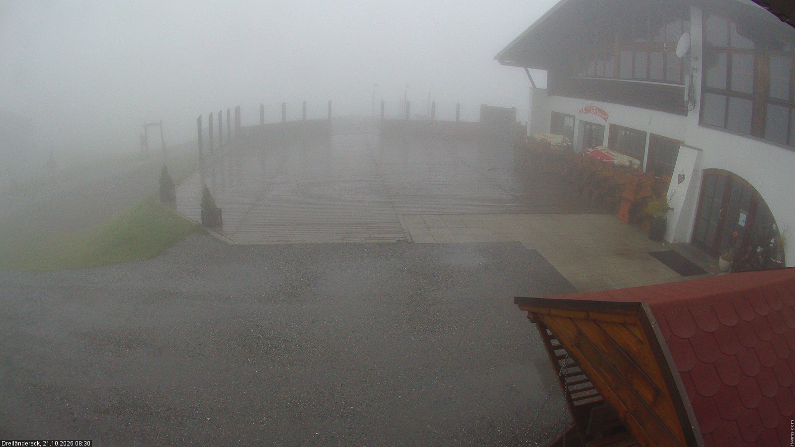 Archiv Foto Webcam Dreiländereck in der Region Villach: Bergrestaurant