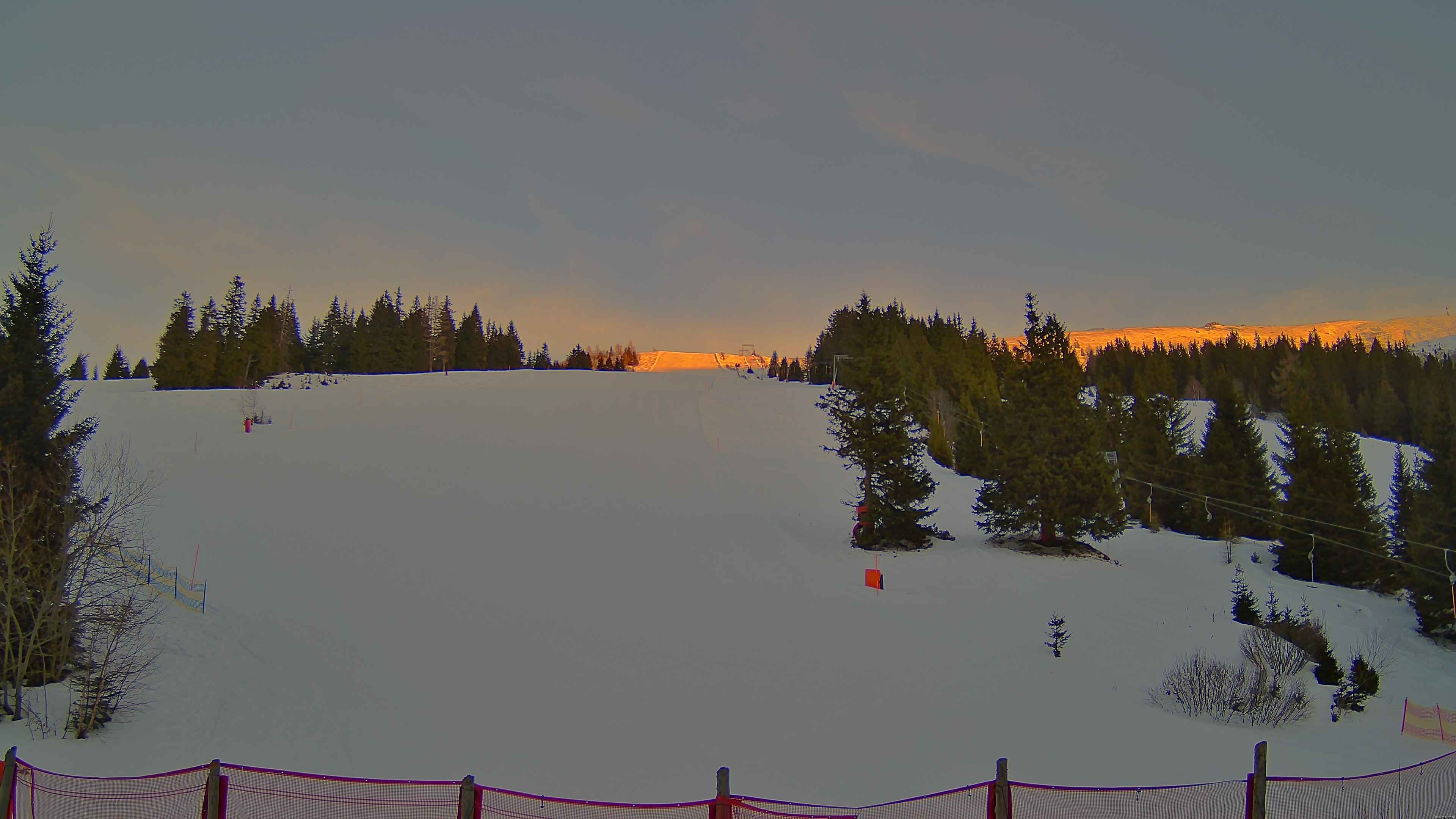 Archiv Foto Webcam Koralpe: Blick Talstation