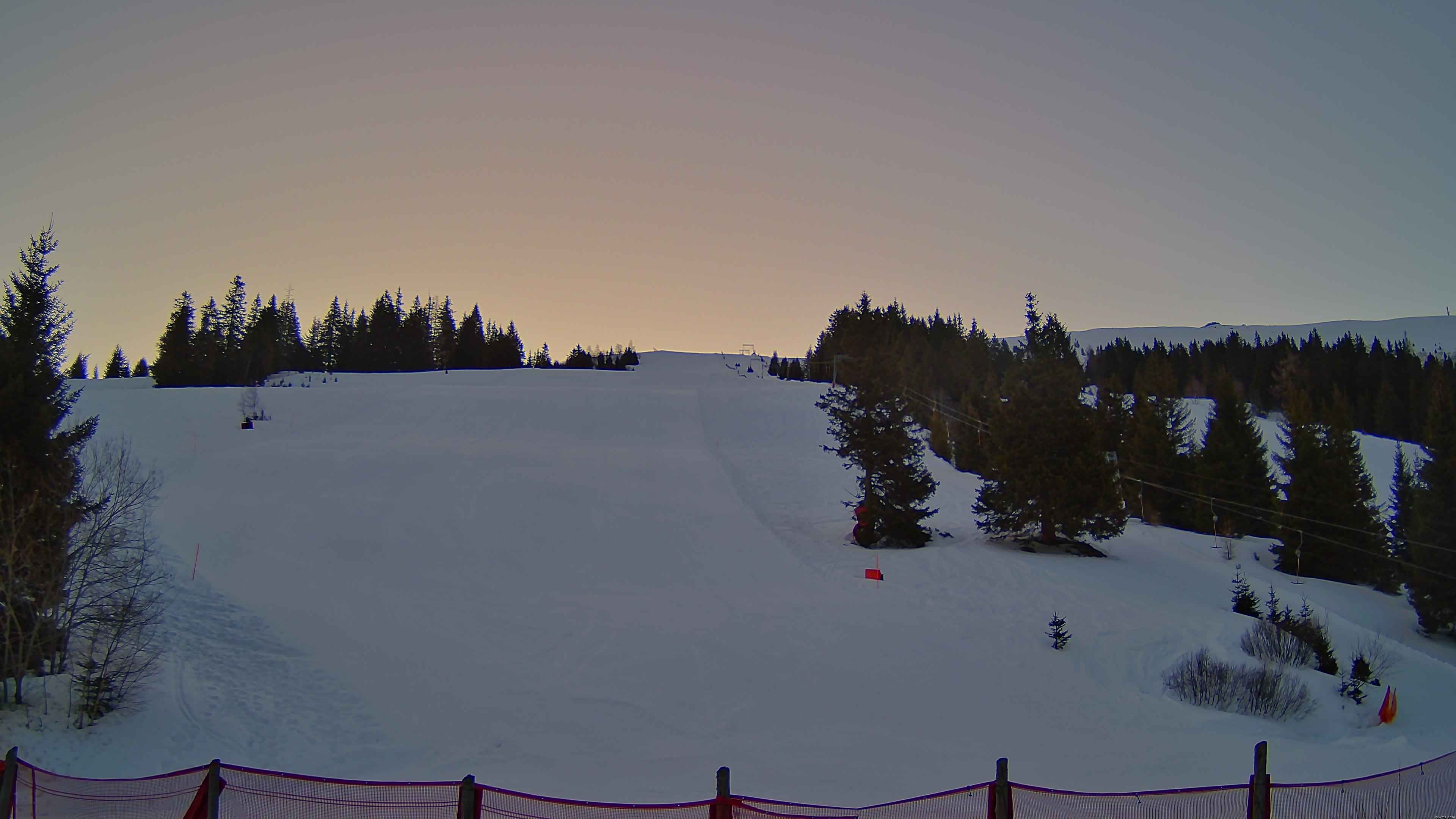 Archived image Webcam Koralpe: Base Station