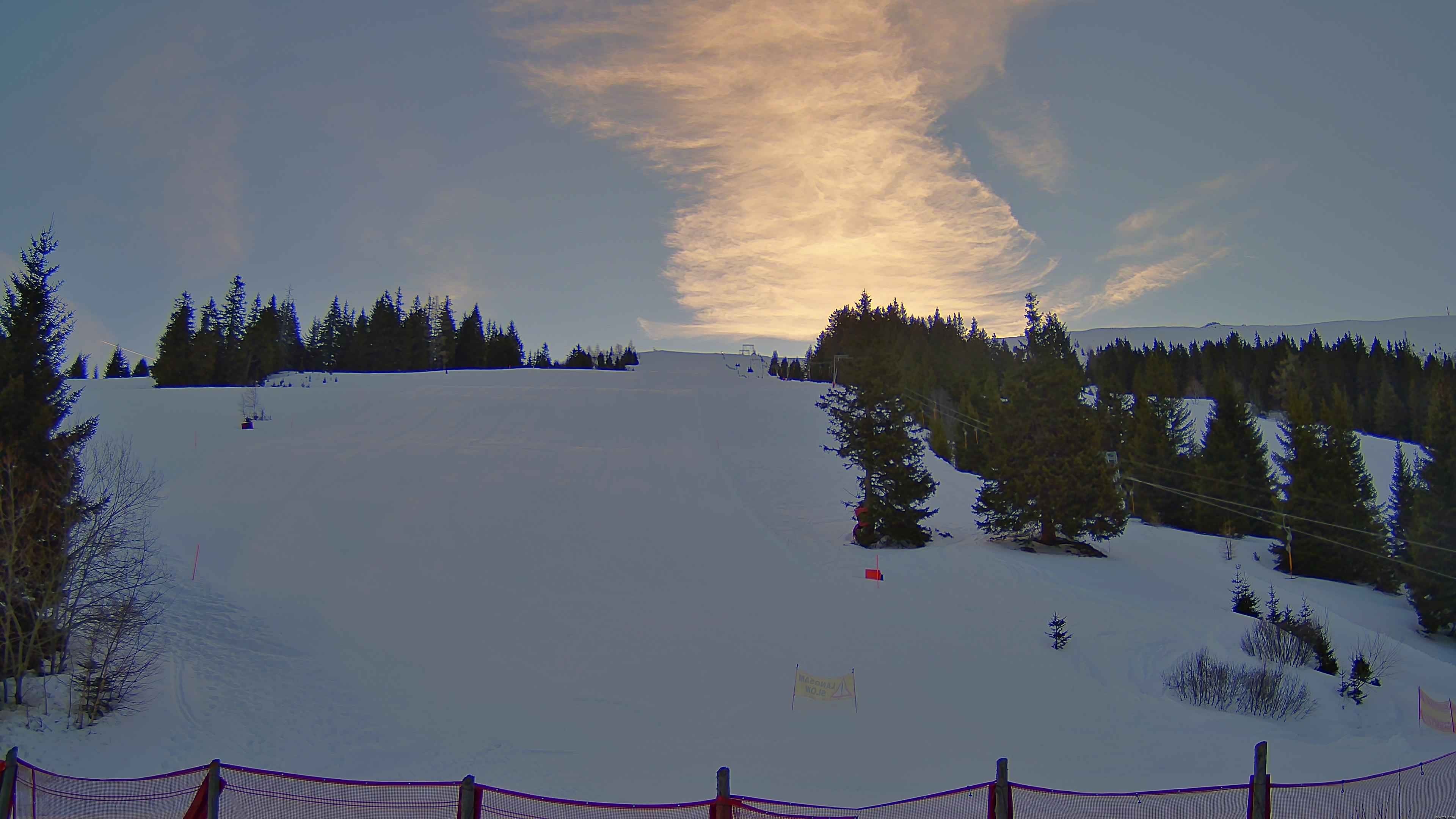 Archived image Webcam Koralpe: Base Station