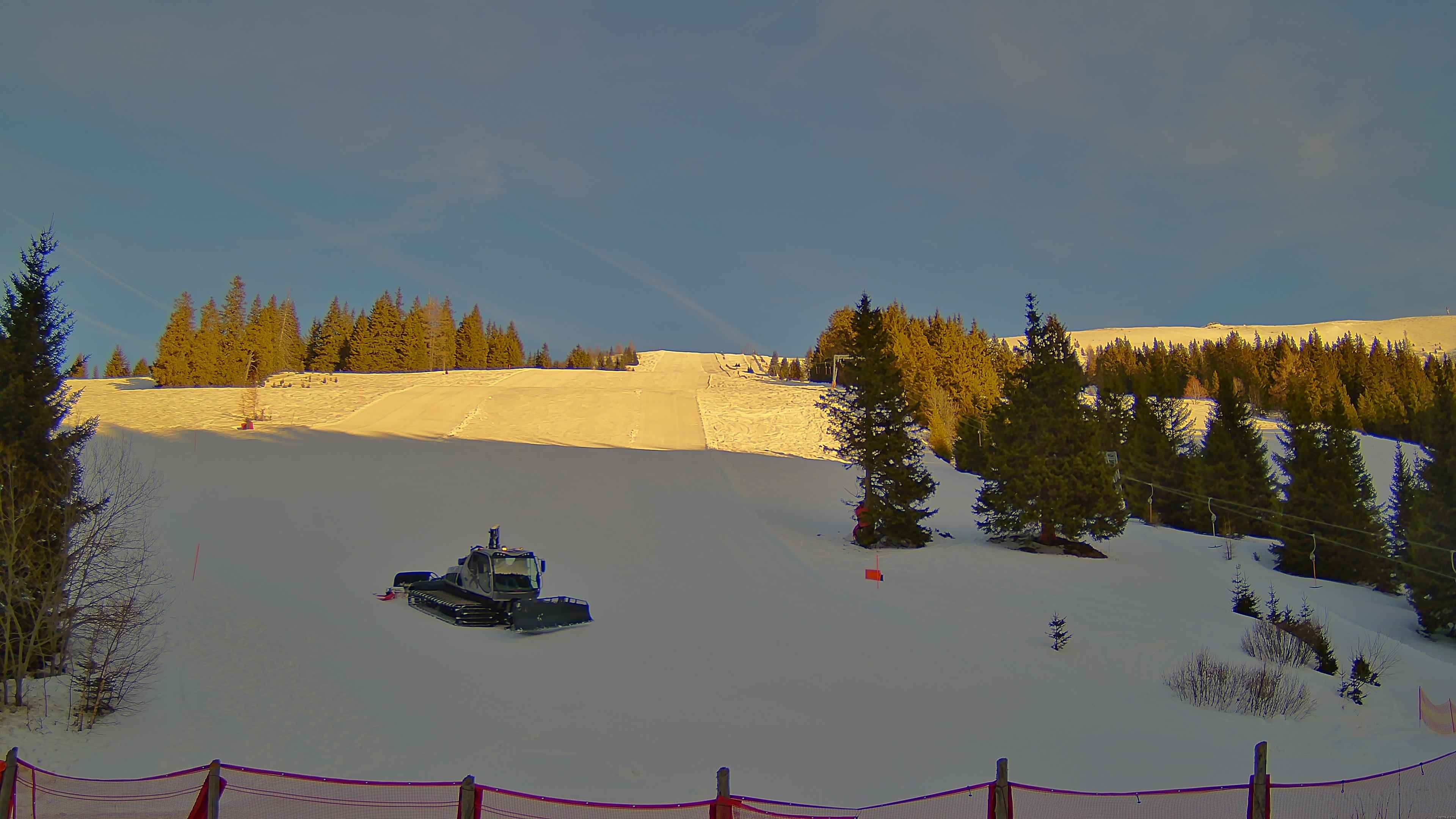 Archived image Webcam Koralpe: Base Station