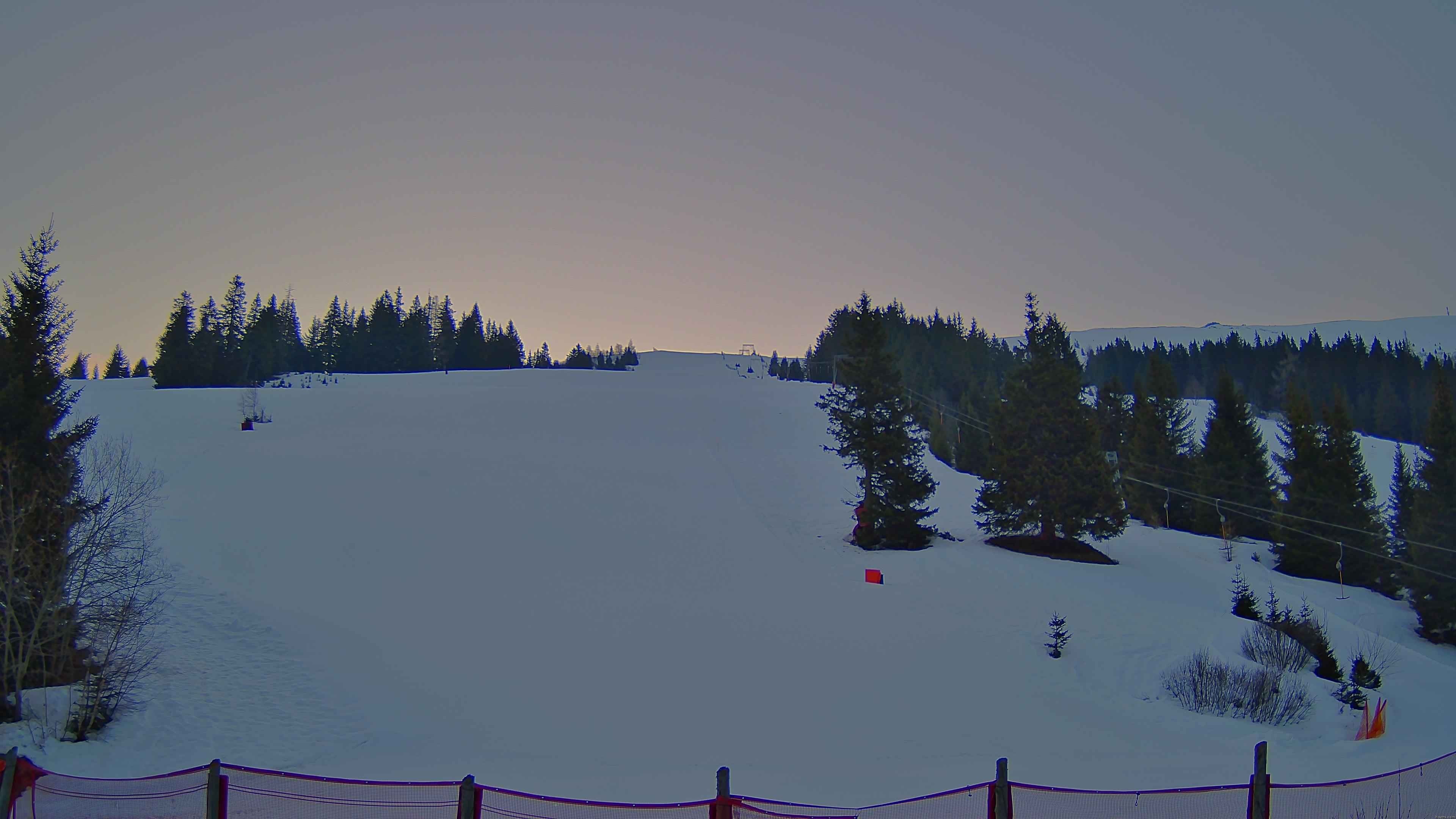 Archived image Webcam Koralpe: Base Station