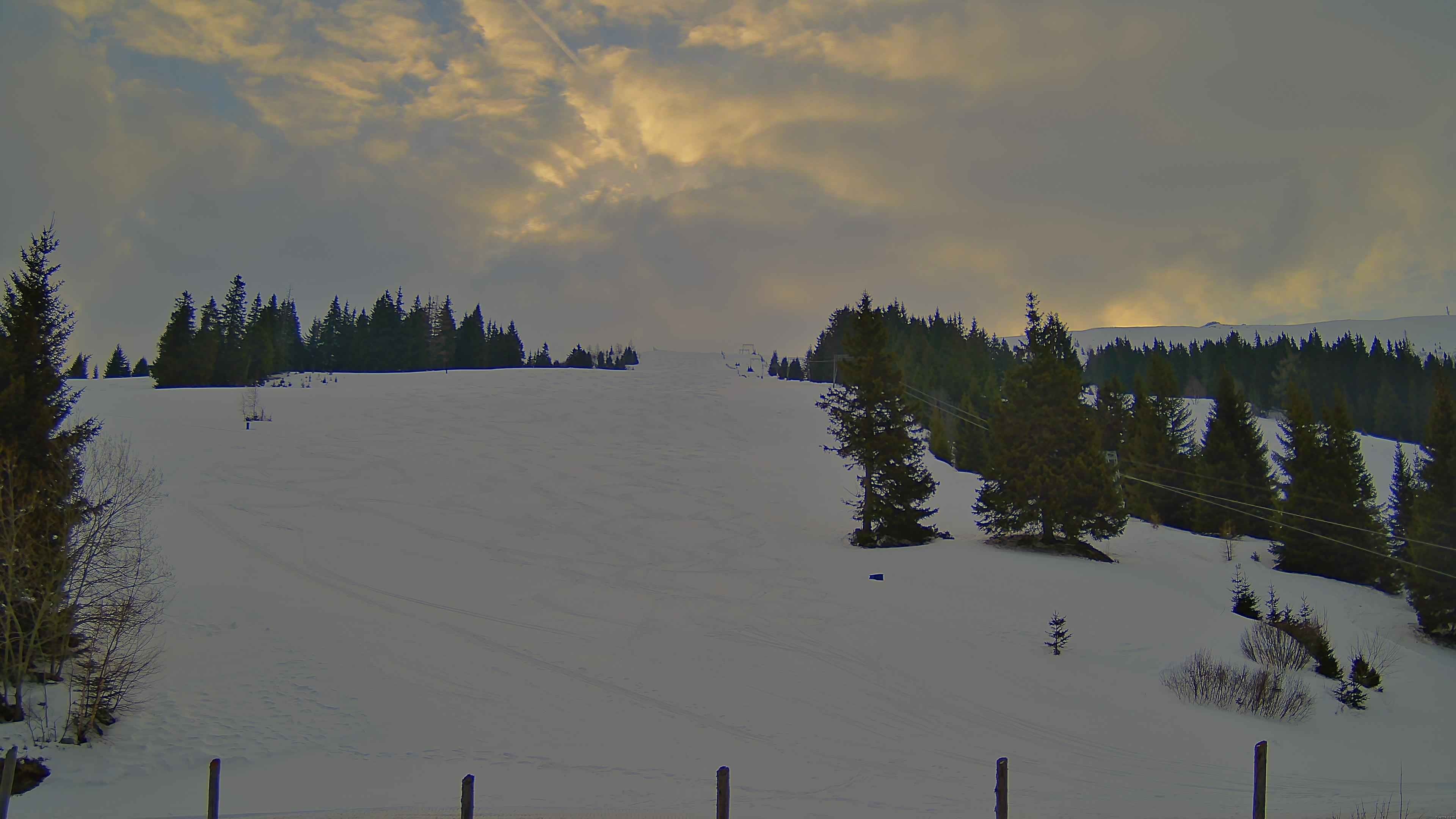 Archived image Webcam Koralpe: Base Station