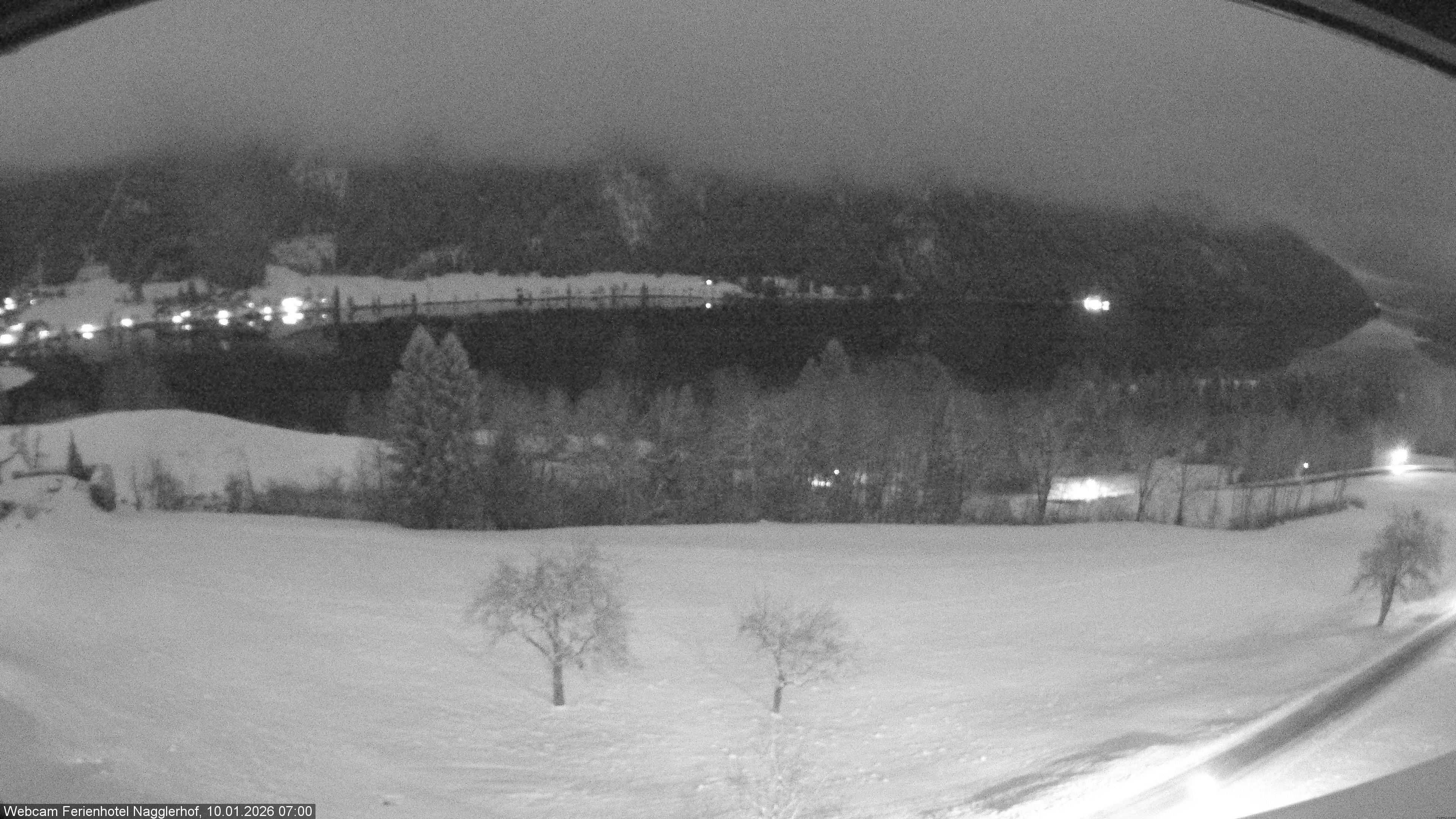 Archiv Foto Webcam Weißensee: Sicht vom Ferienhotel Nagglerhof