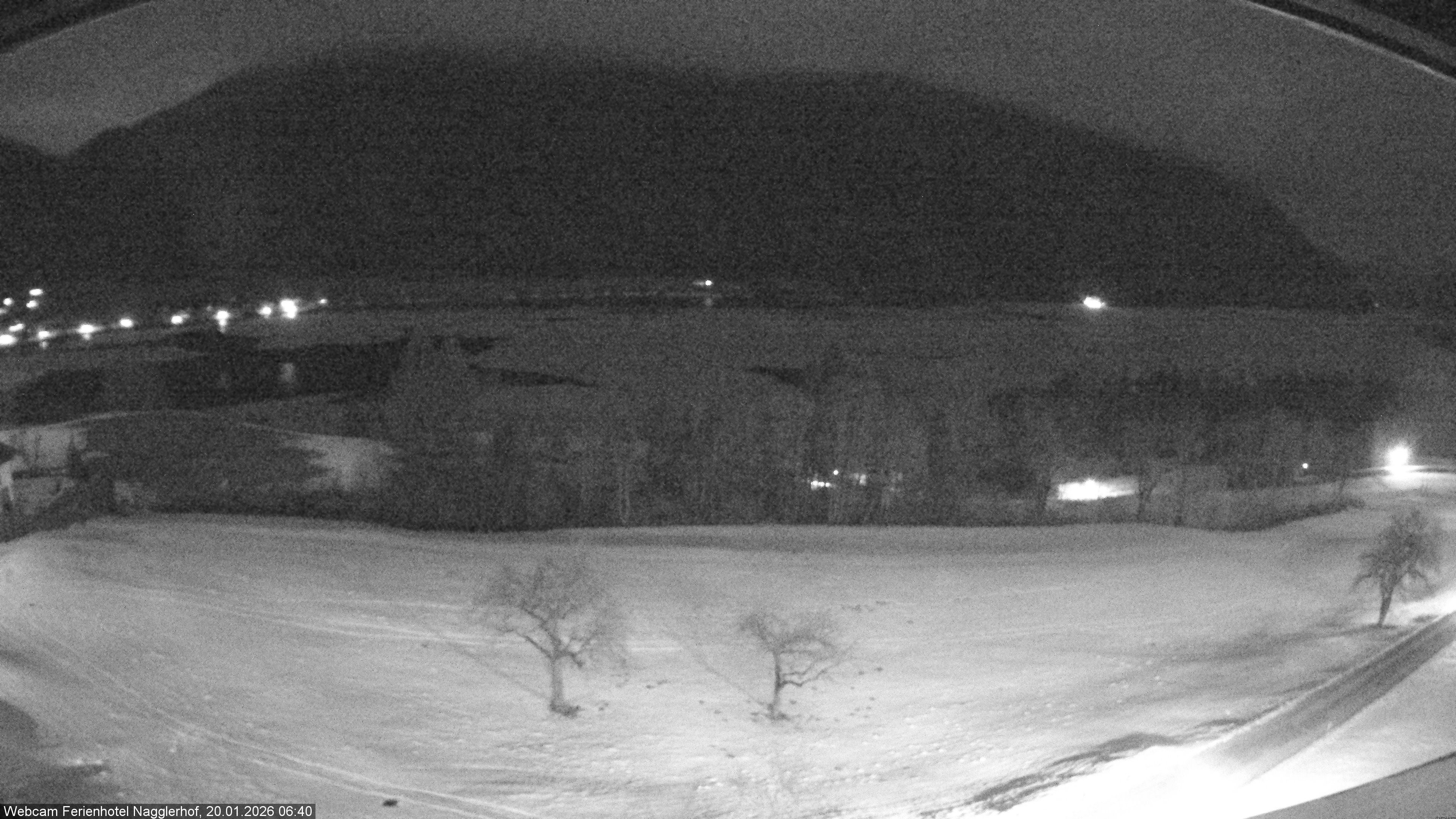 Archiv Foto Webcam Weißensee: Sicht vom Ferienhotel Nagglerhof