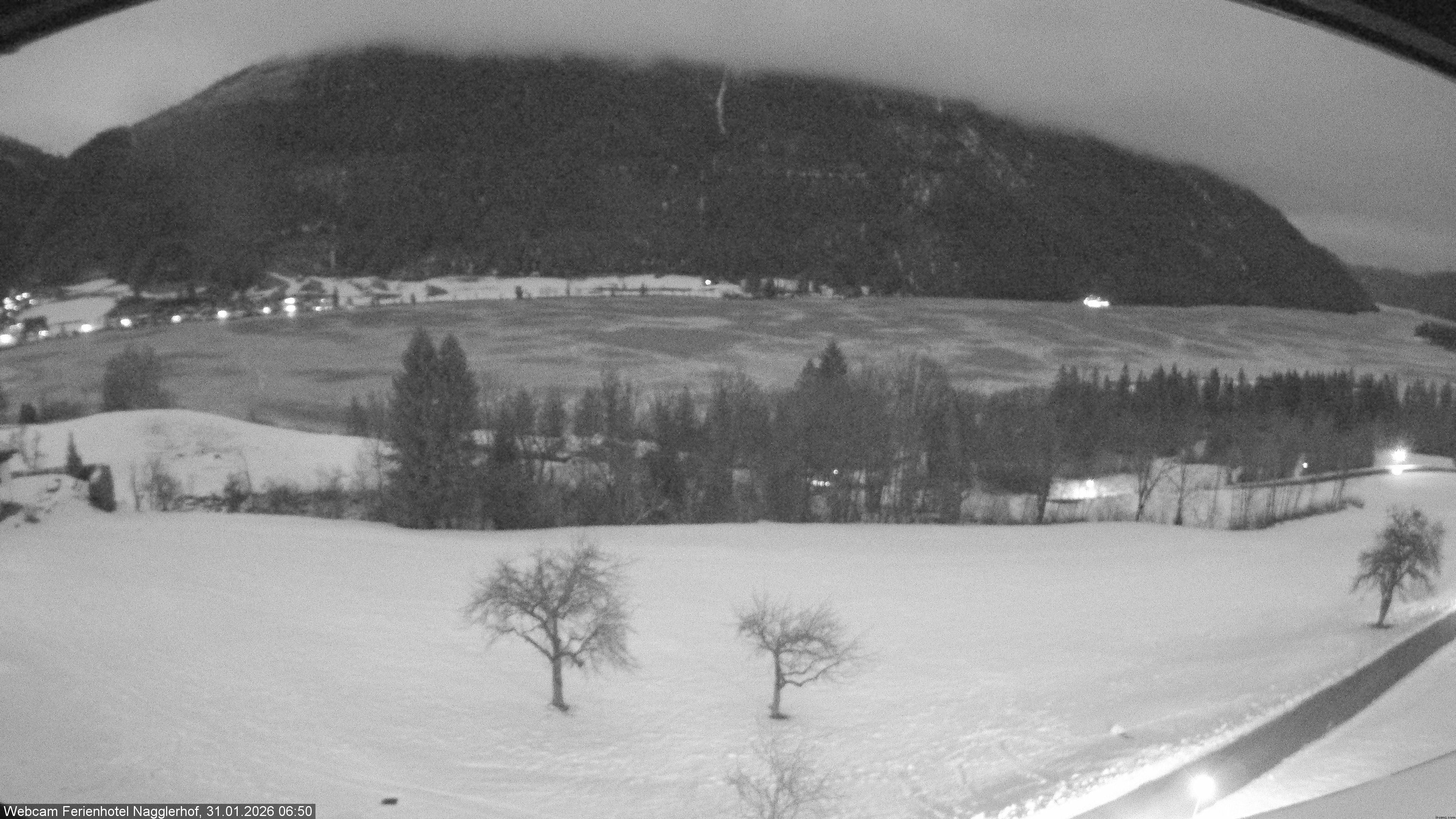 Archiv Foto Webcam Weißensee: Sicht vom Ferienhotel Nagglerhof