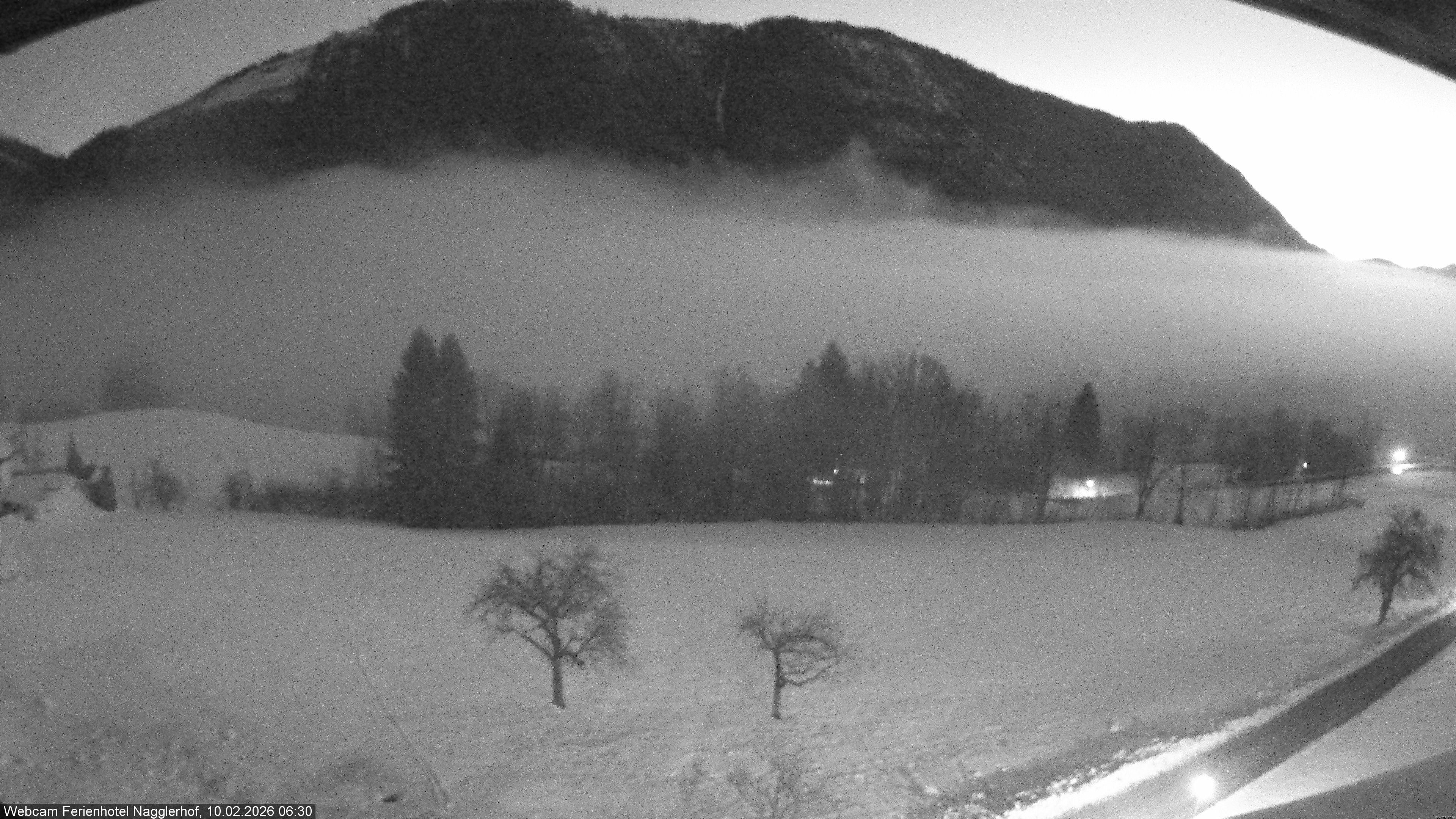 Archiv Foto Webcam Weißensee: Sicht vom Ferienhotel Nagglerhof