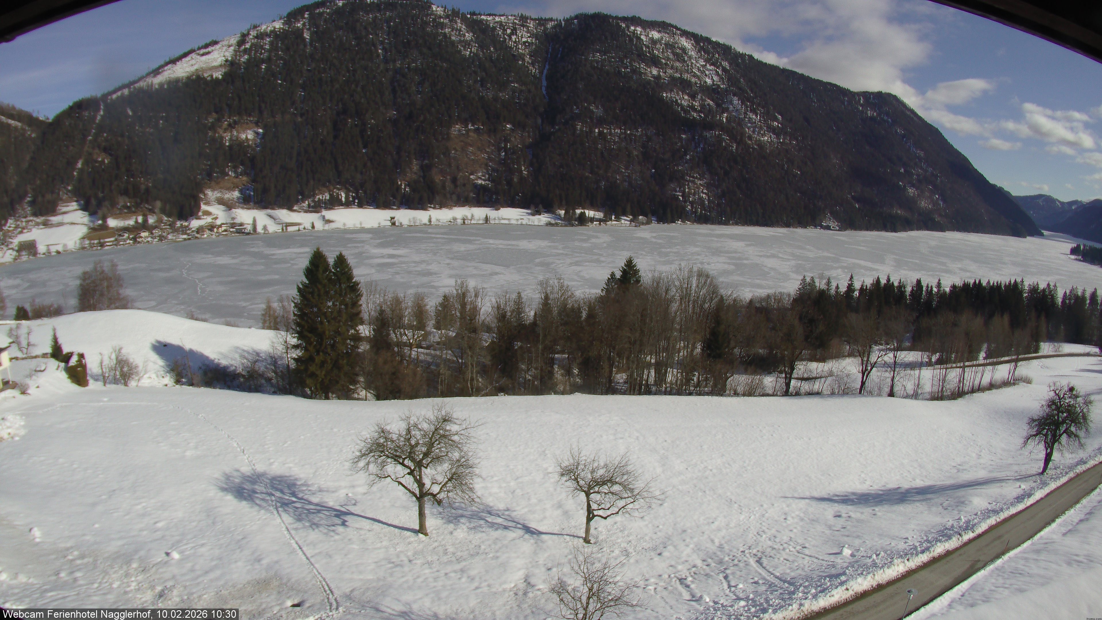 Archiv Foto Webcam Weißensee: Sicht vom Ferienhotel Nagglerhof