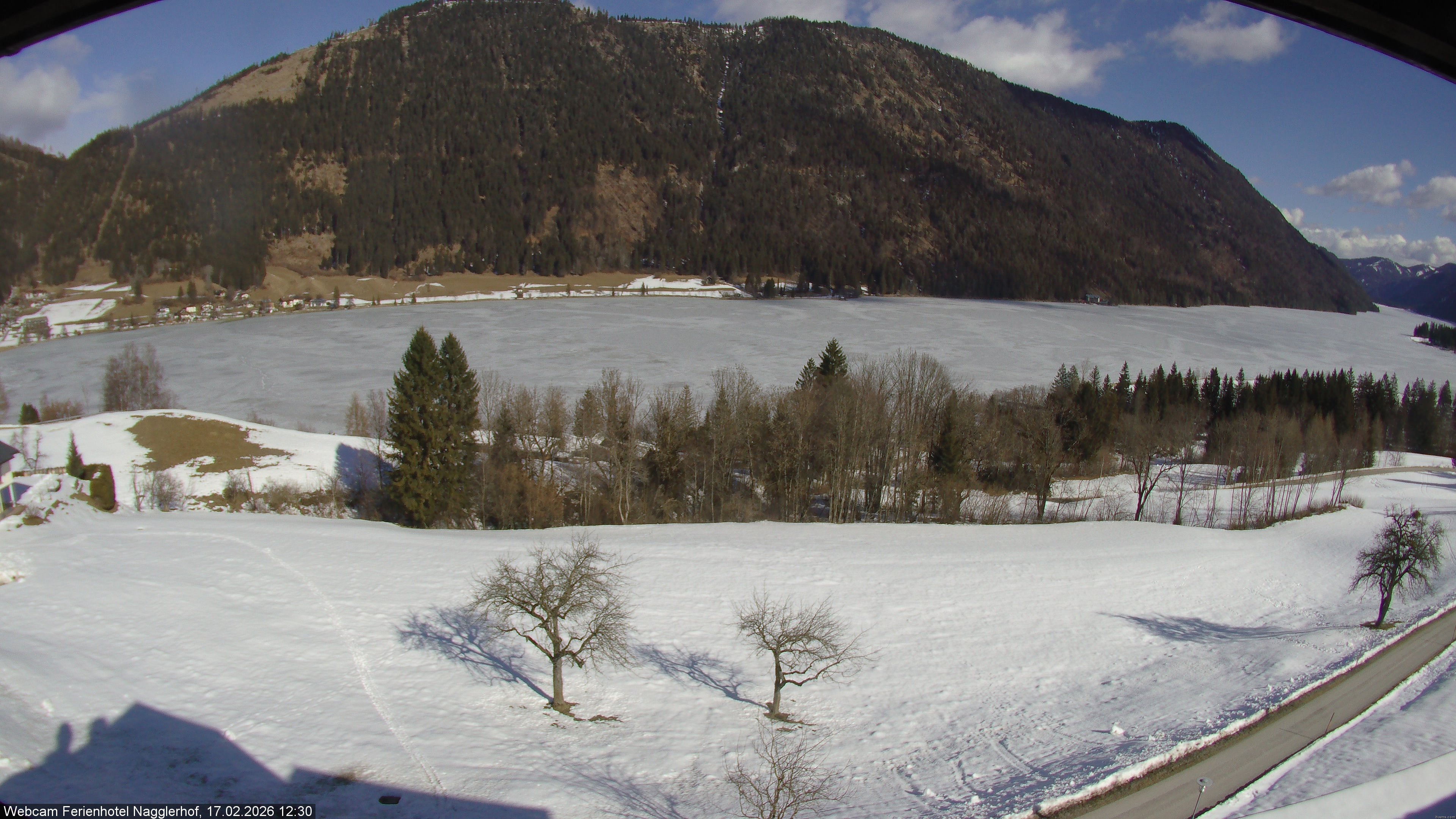 Archiv Foto Webcam Weißensee: Sicht vom Ferienhotel Nagglerhof