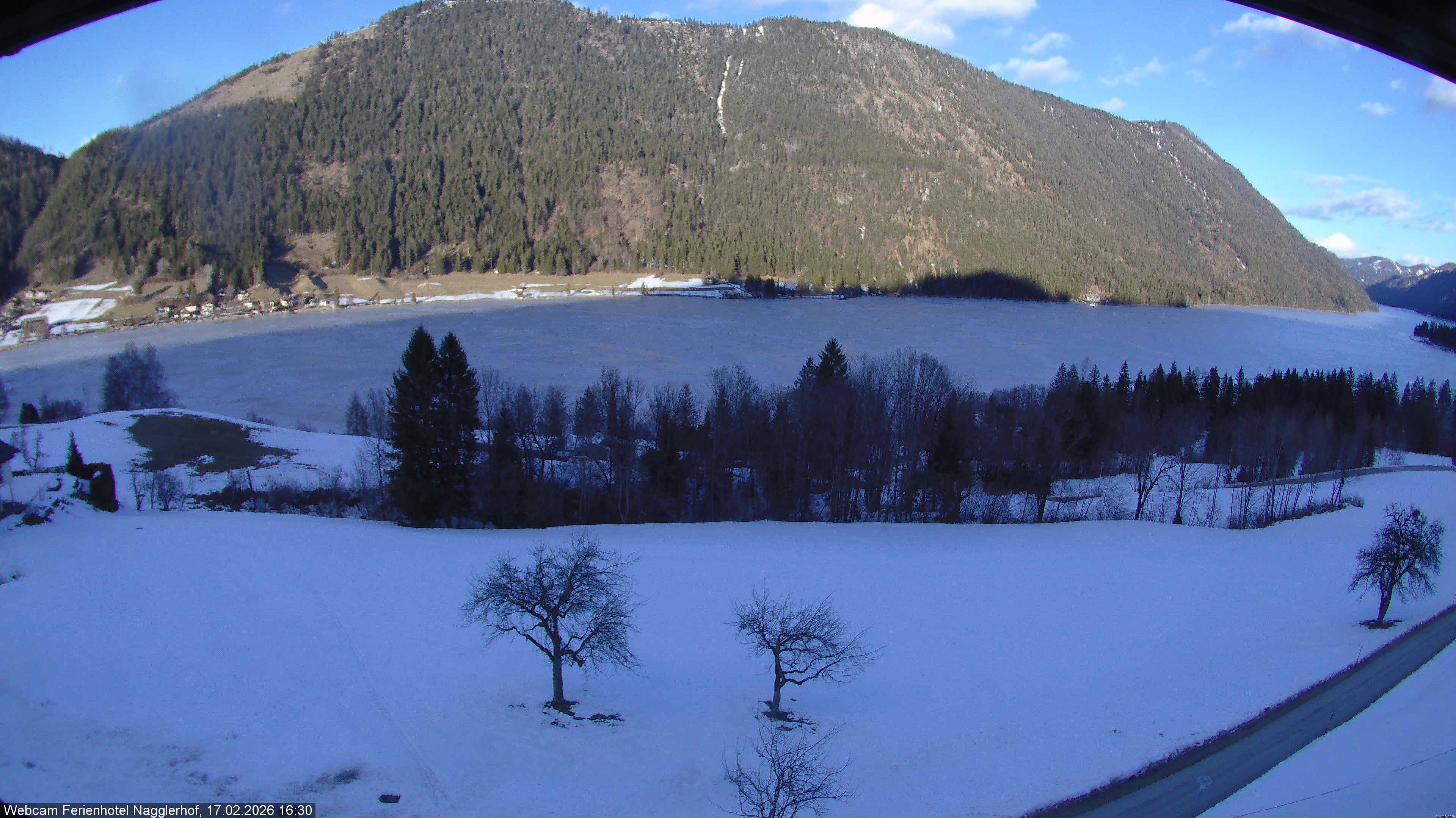 Archiv Foto Webcam Weißensee: Sicht vom Ferienhotel Nagglerhof