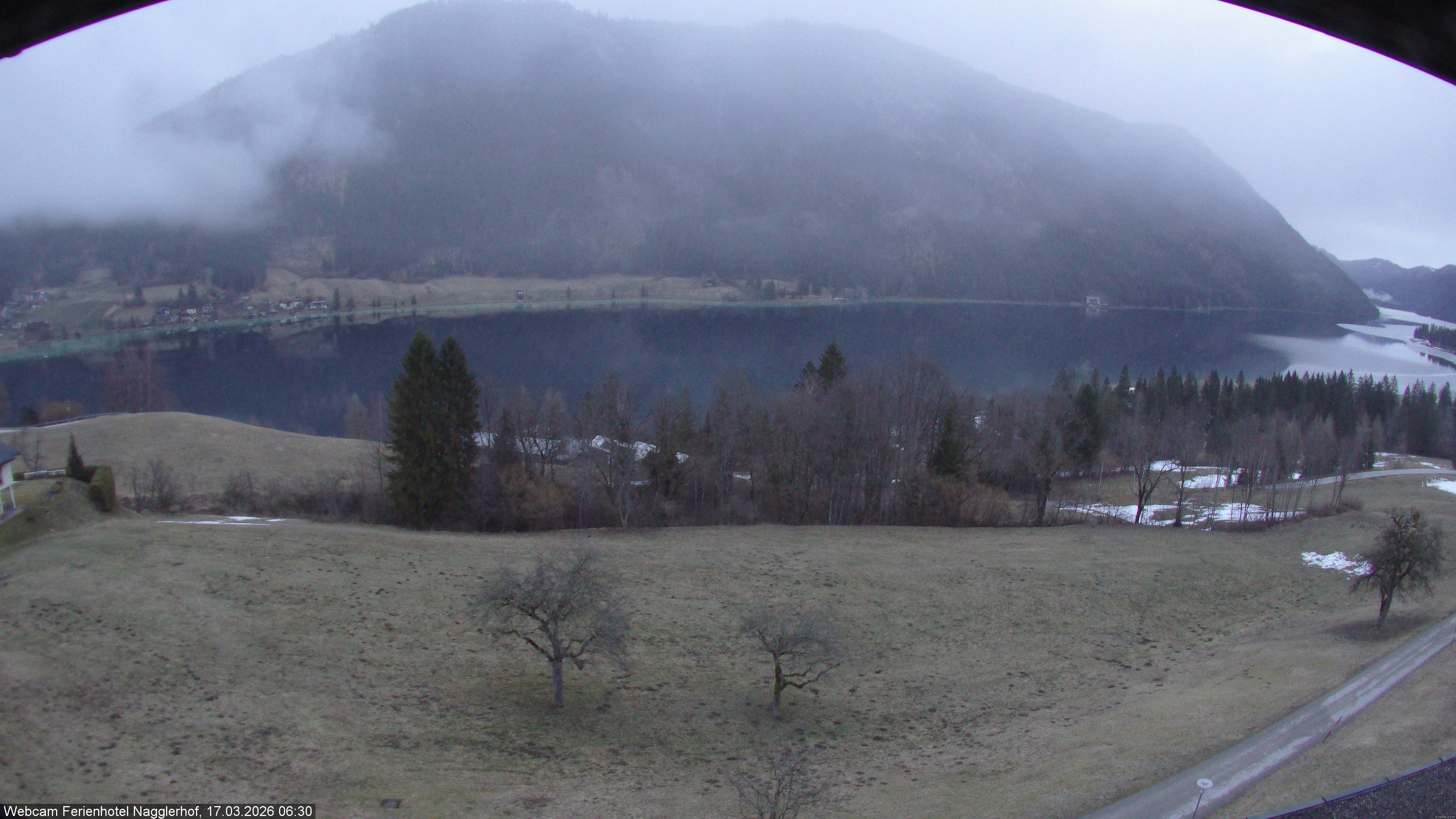 Archiv Foto Webcam Weißensee: Sicht vom Ferienhotel Nagglerhof