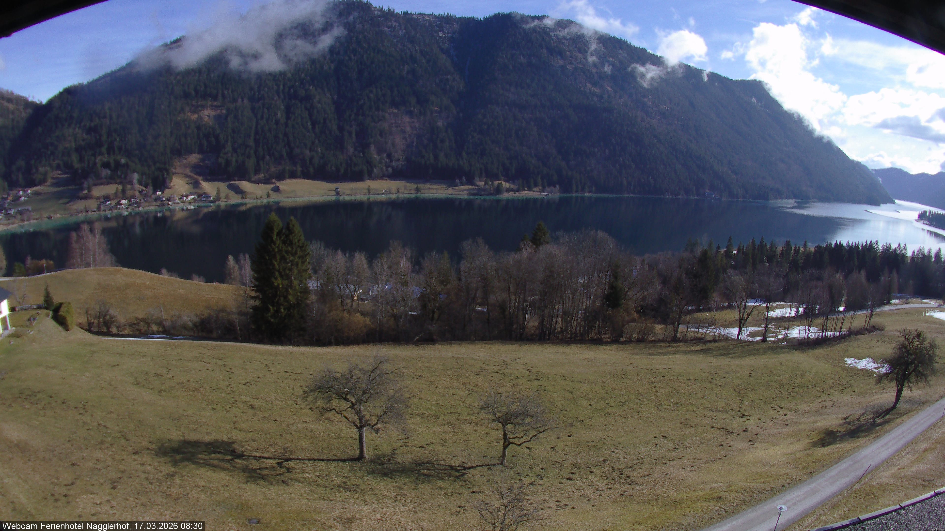 Archiv Foto Webcam Weißensee: Sicht vom Ferienhotel Nagglerhof