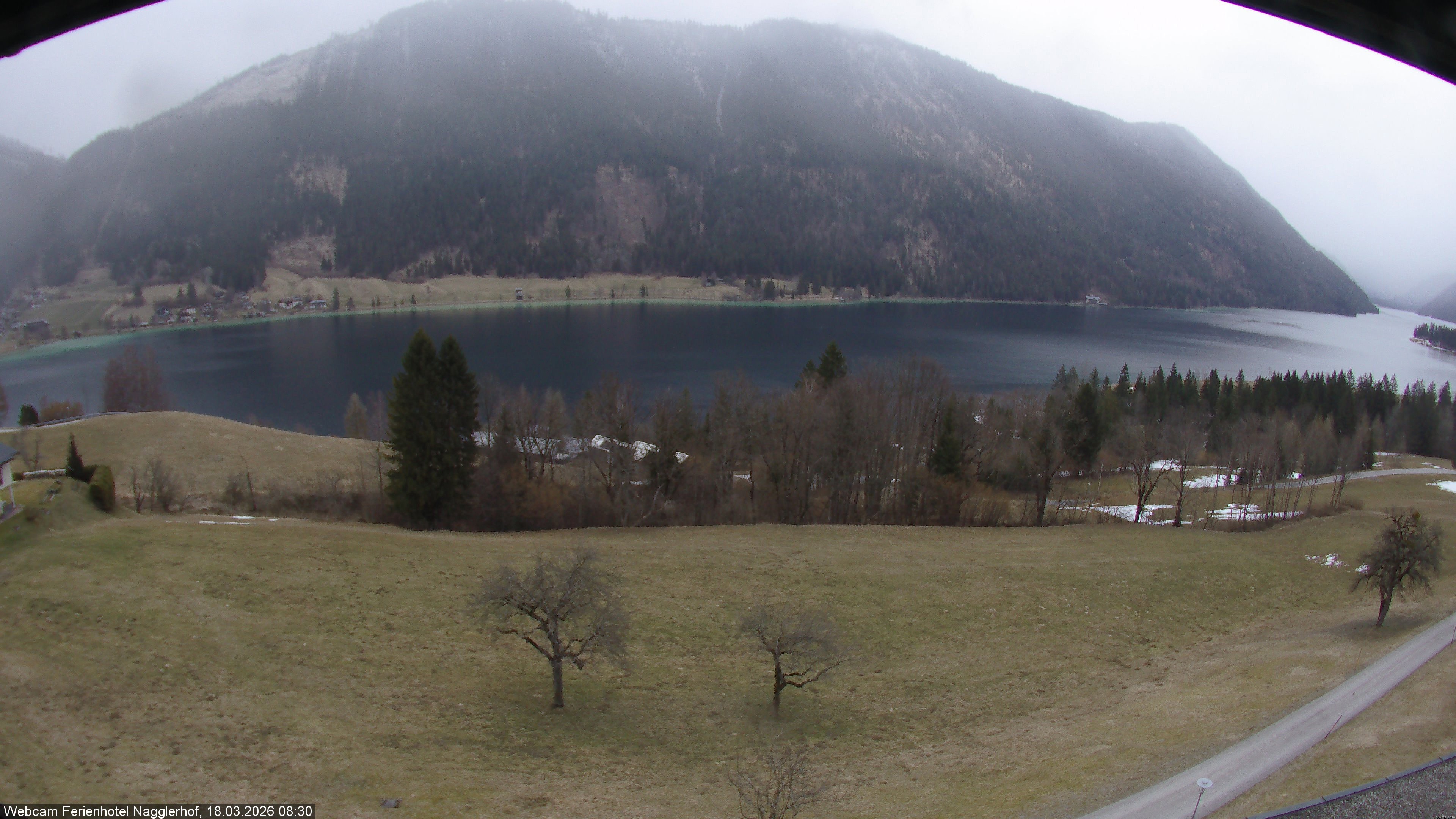 Archiv Foto Webcam Weißensee: Sicht vom Ferienhotel Nagglerhof