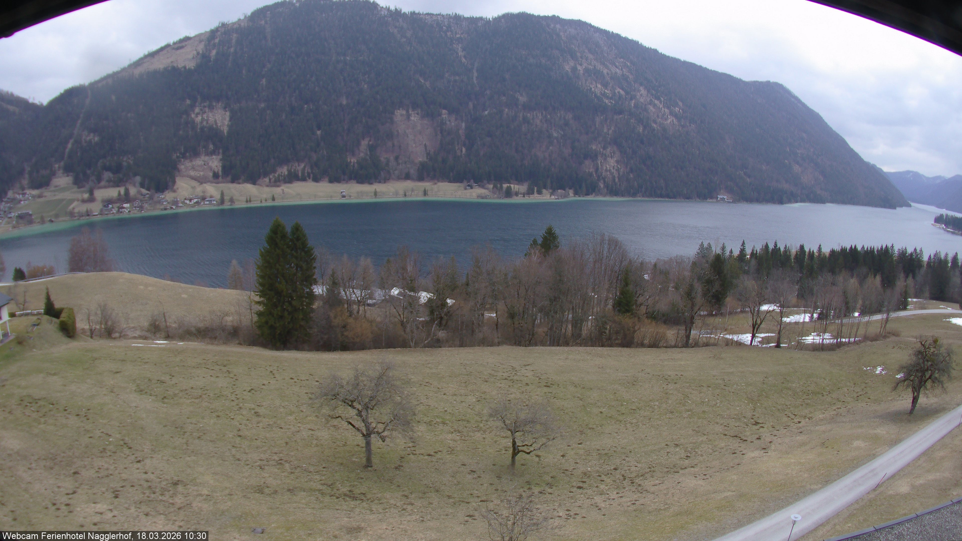 Archiv Foto Webcam Weißensee: Sicht vom Ferienhotel Nagglerhof