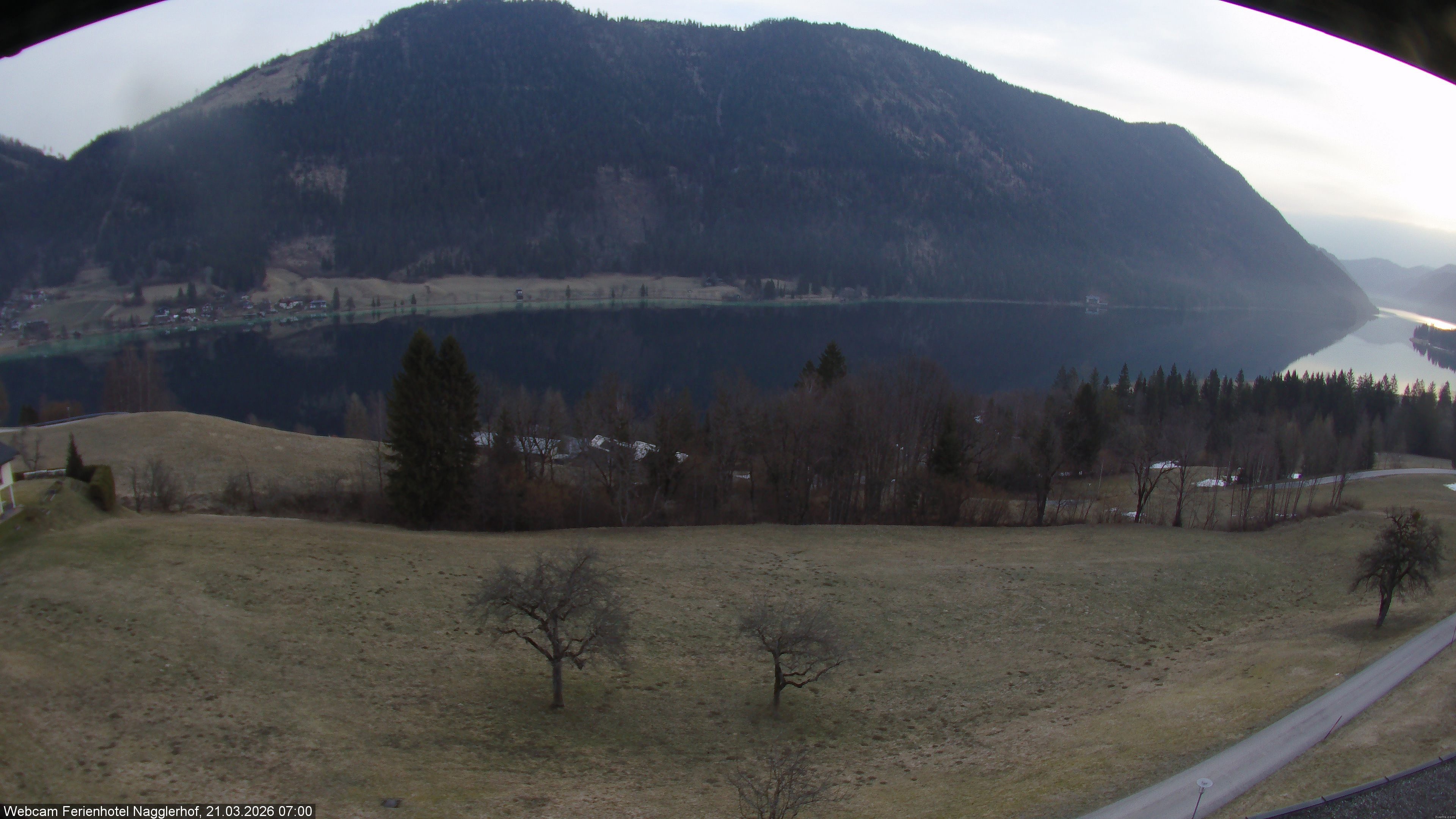 Archiv Foto Webcam Weißensee: Sicht vom Ferienhotel Nagglerhof