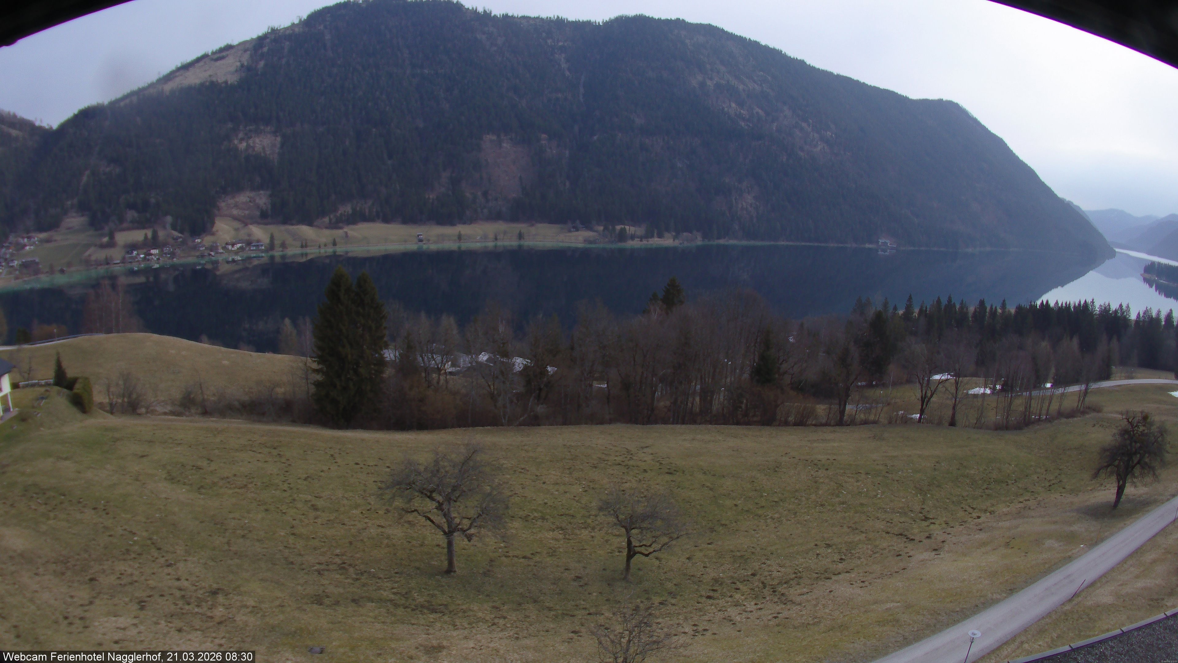 Archiv Foto Webcam Weißensee: Sicht vom Ferienhotel Nagglerhof