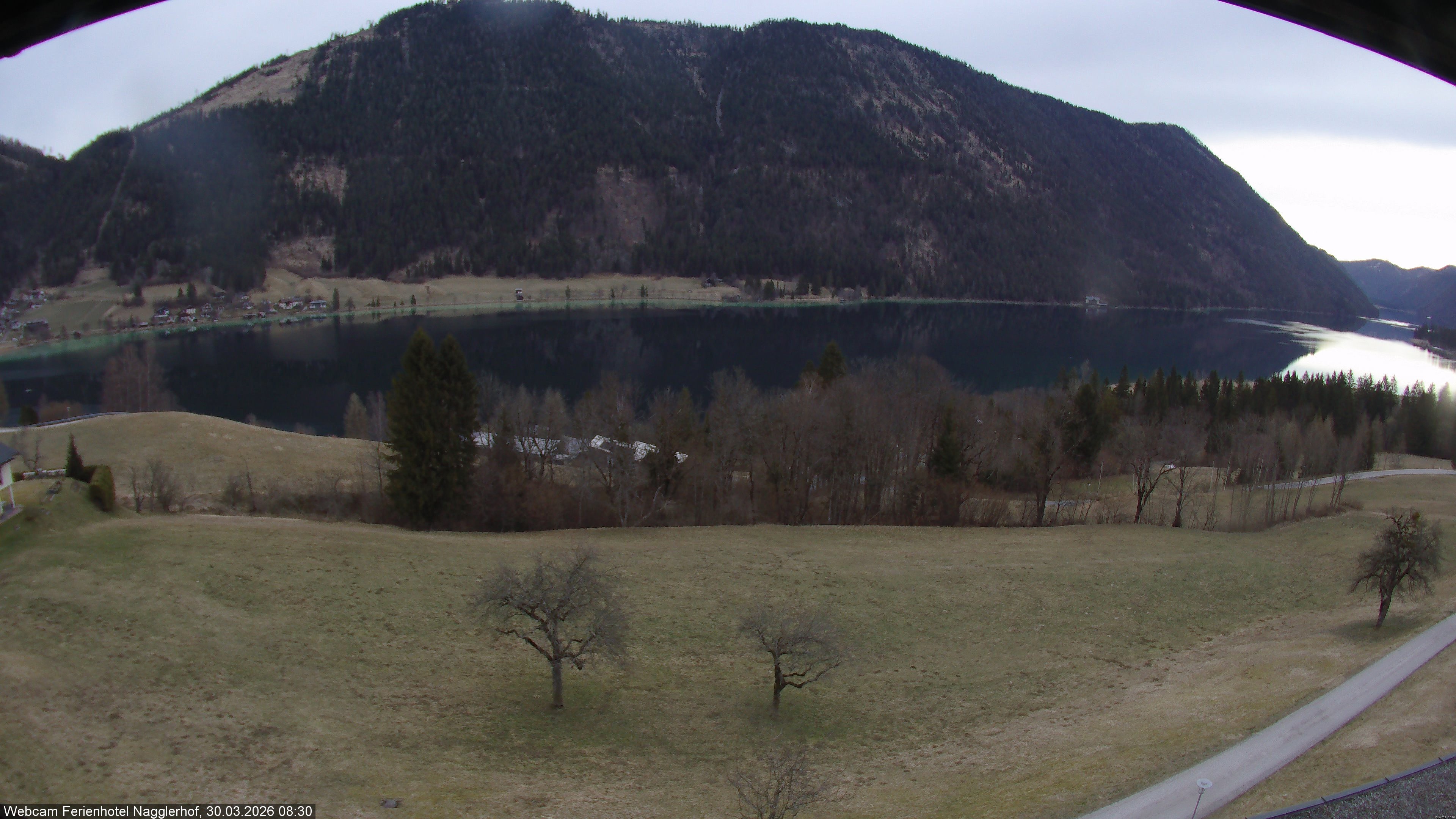 Archiv Foto Webcam Weißensee: Sicht vom Ferienhotel Nagglerhof