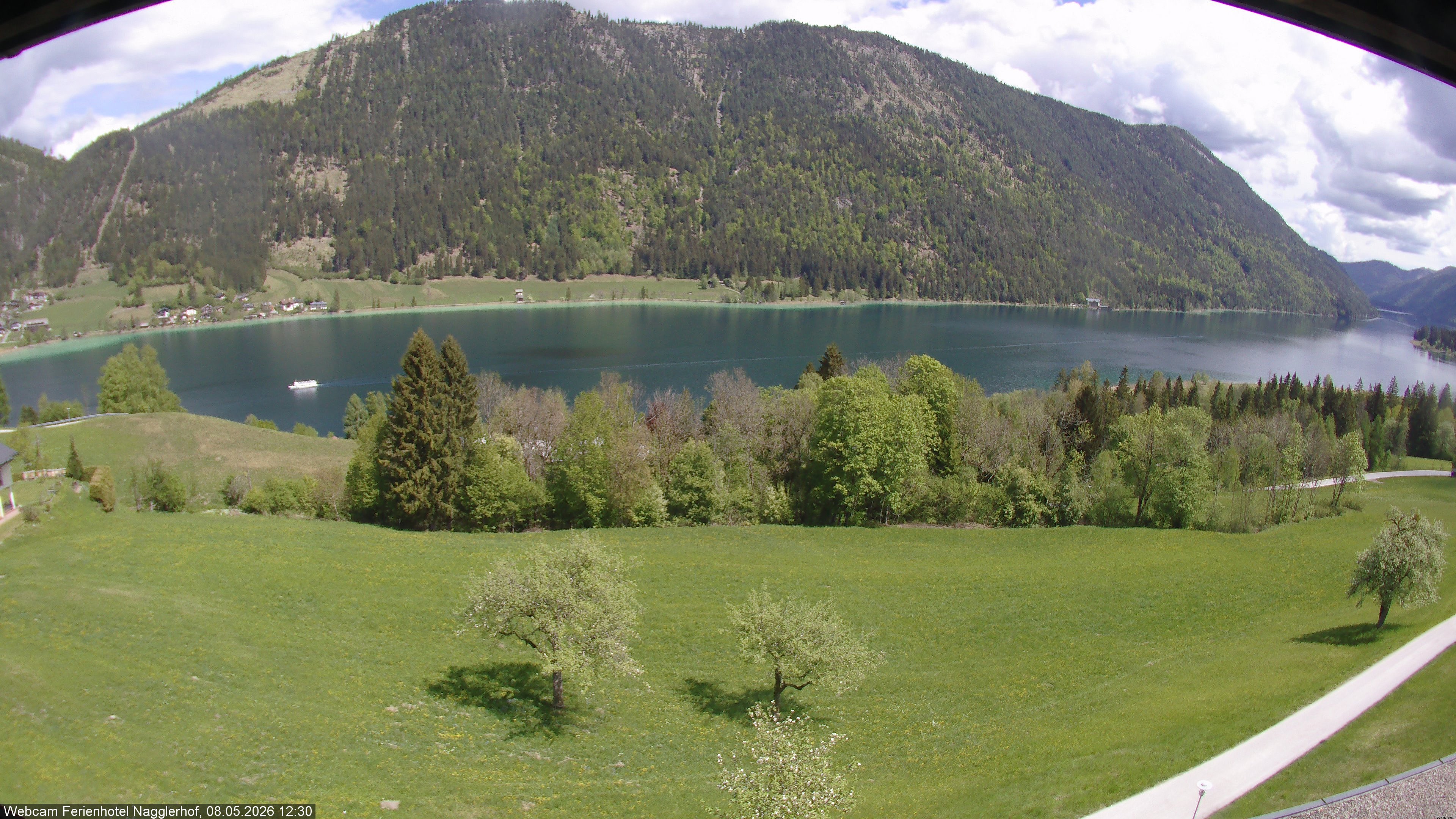Archiv Foto Webcam Weißensee: Sicht vom Ferienhotel Nagglerhof