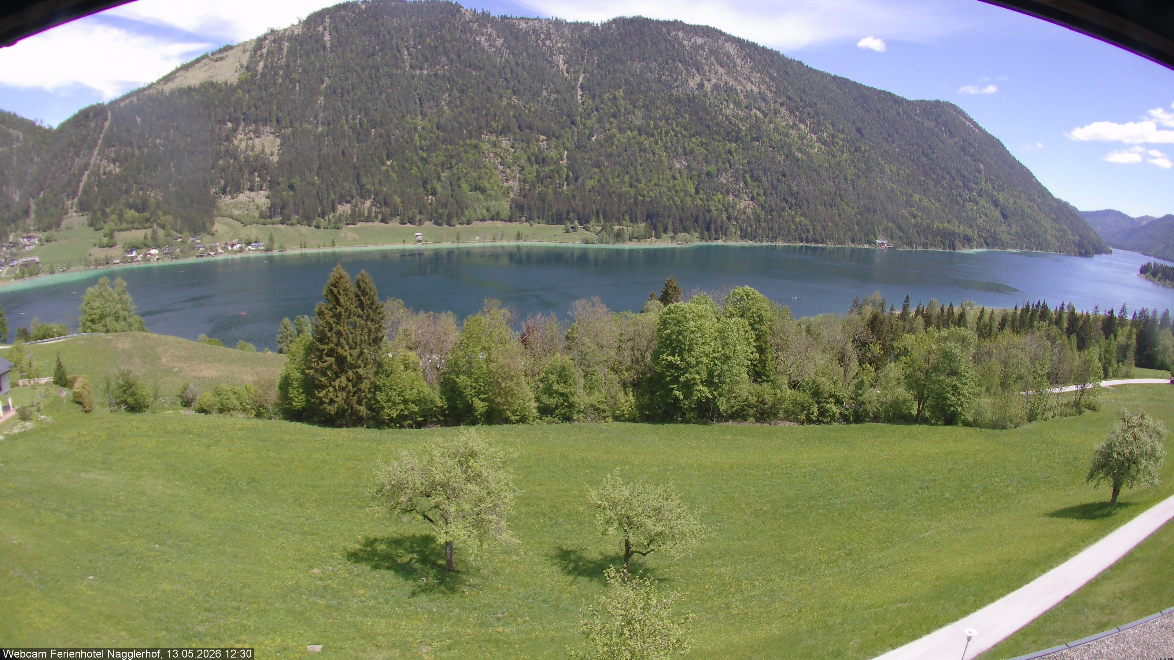 Archiv Foto Webcam Weißensee: Sicht vom Ferienhotel Nagglerhof