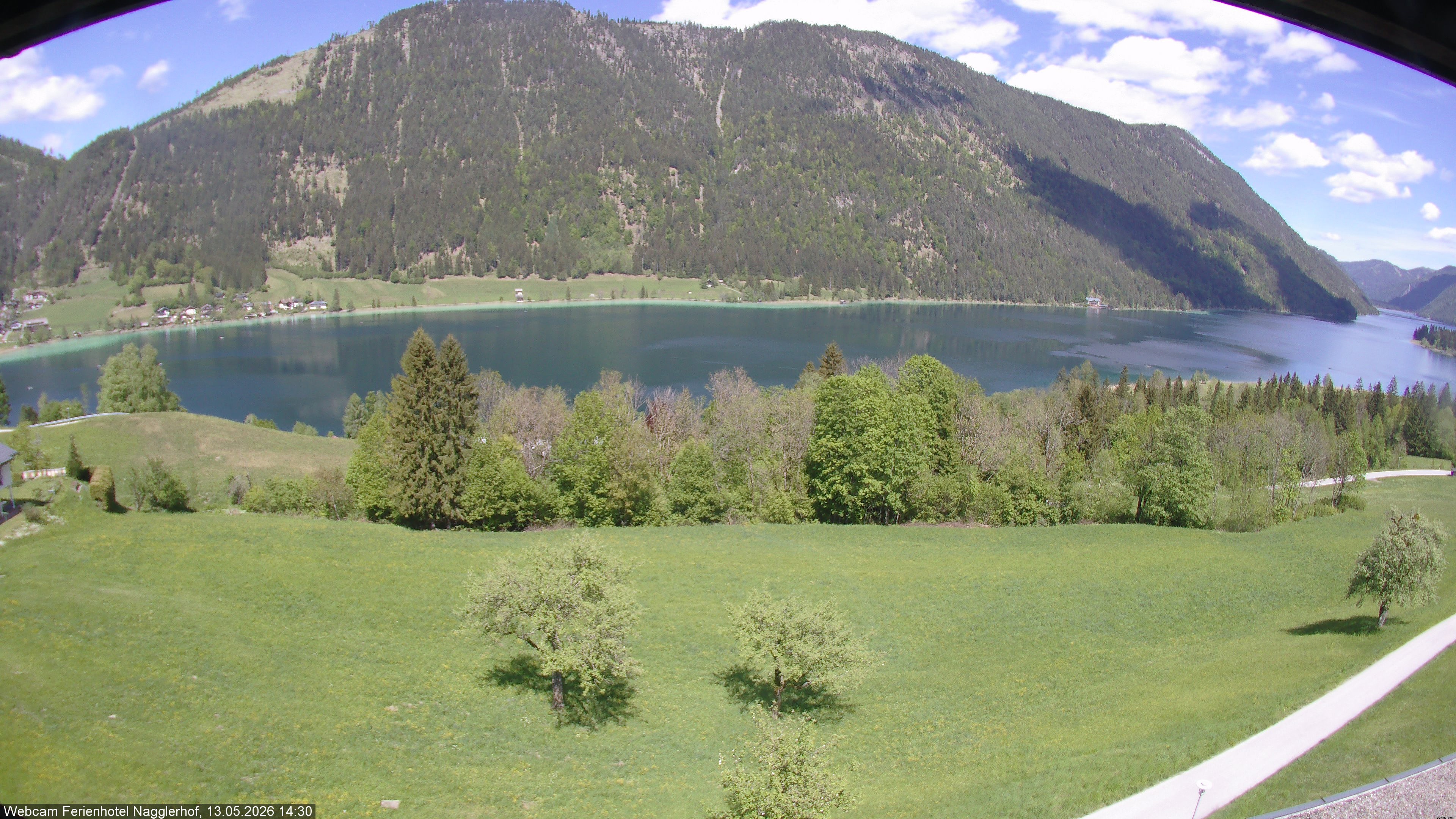 Archiv Foto Webcam Weißensee: Sicht vom Ferienhotel Nagglerhof