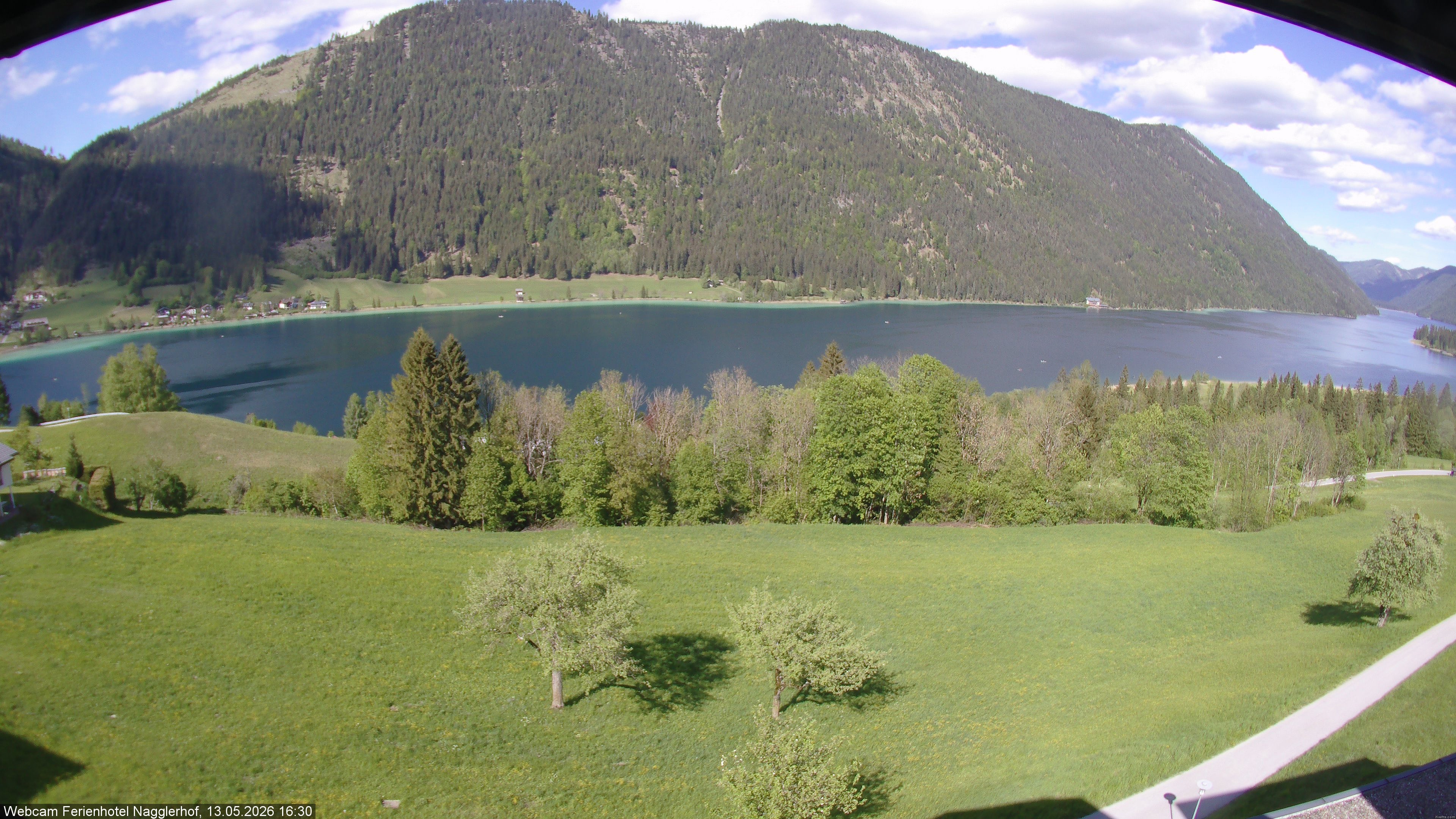 Archiv Foto Webcam Weißensee: Sicht vom Ferienhotel Nagglerhof