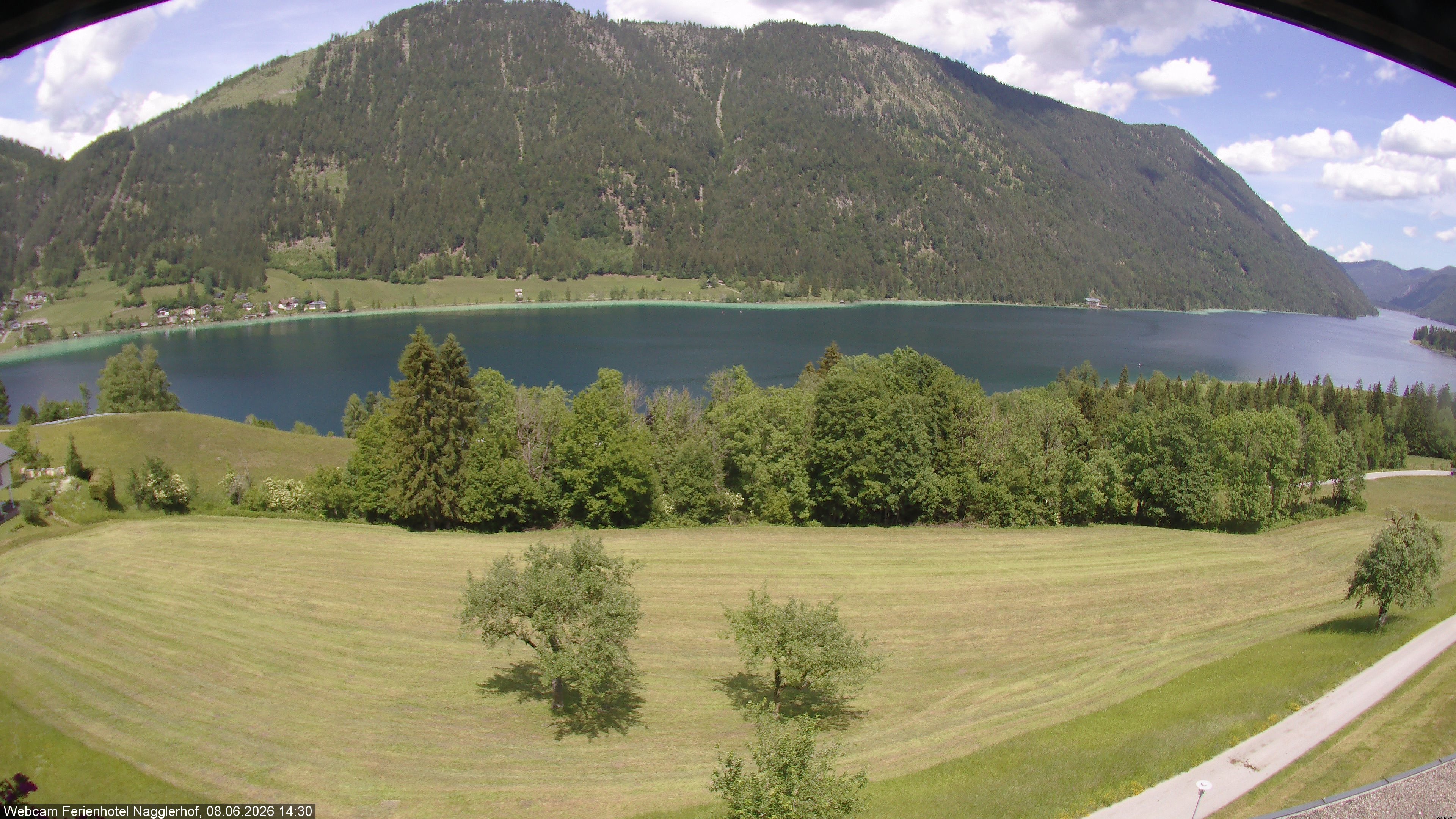 Archiv Foto Webcam Weißensee: Sicht vom Ferienhotel Nagglerhof
