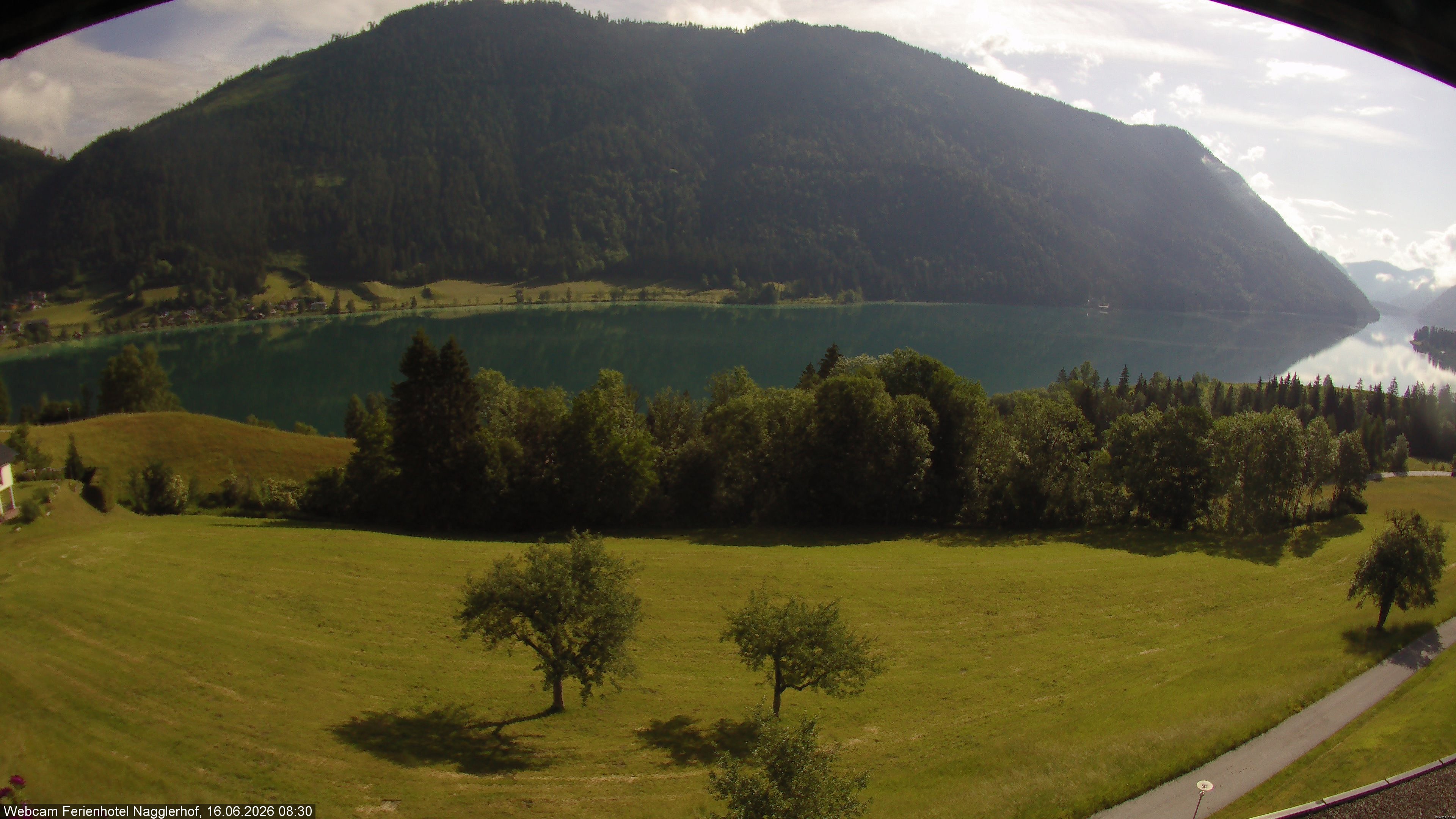 Archiv Foto Webcam Weißensee: Sicht vom Ferienhotel Nagglerhof