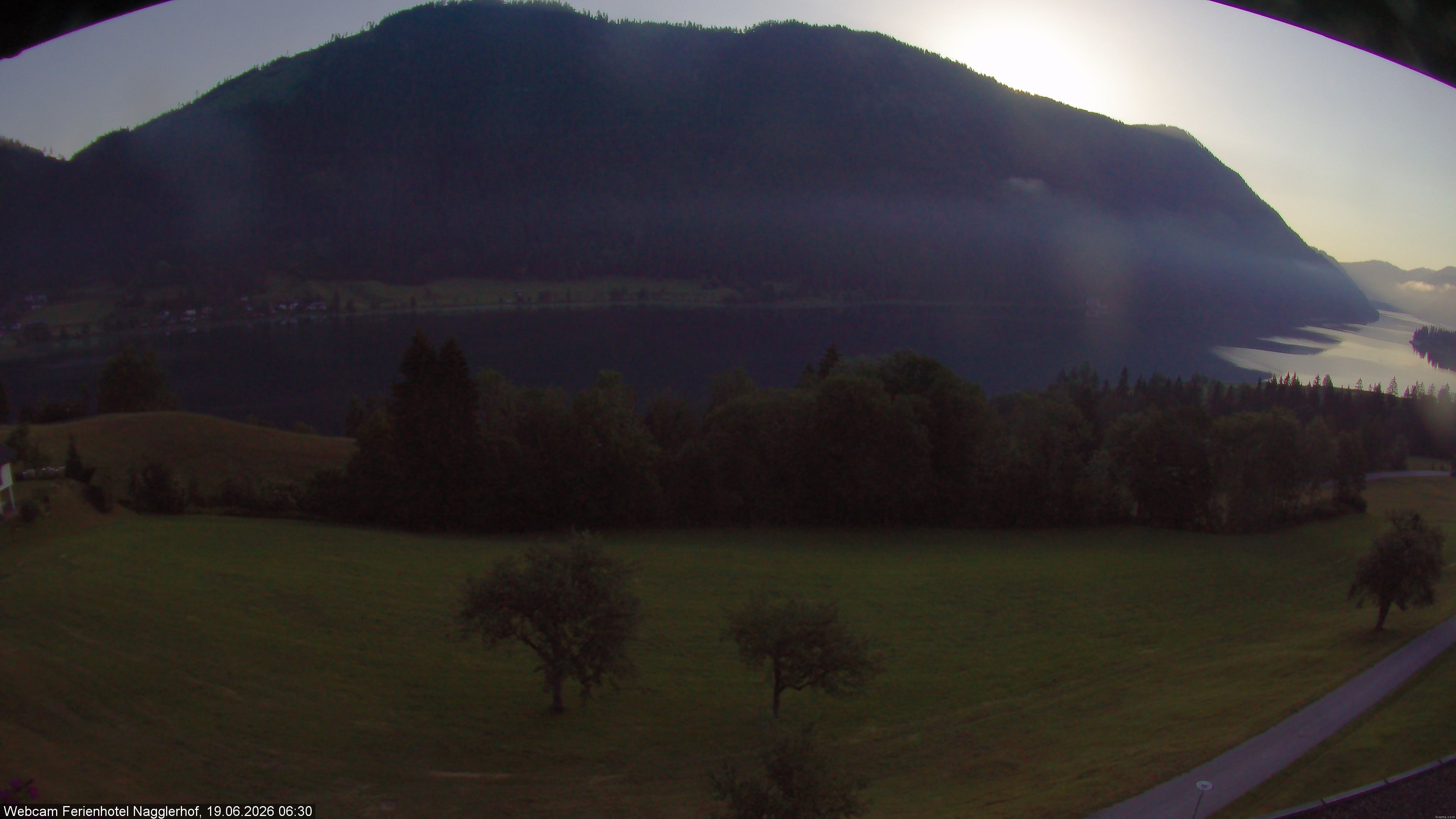 Archiv Foto Webcam Weißensee: Sicht vom Ferienhotel Nagglerhof
