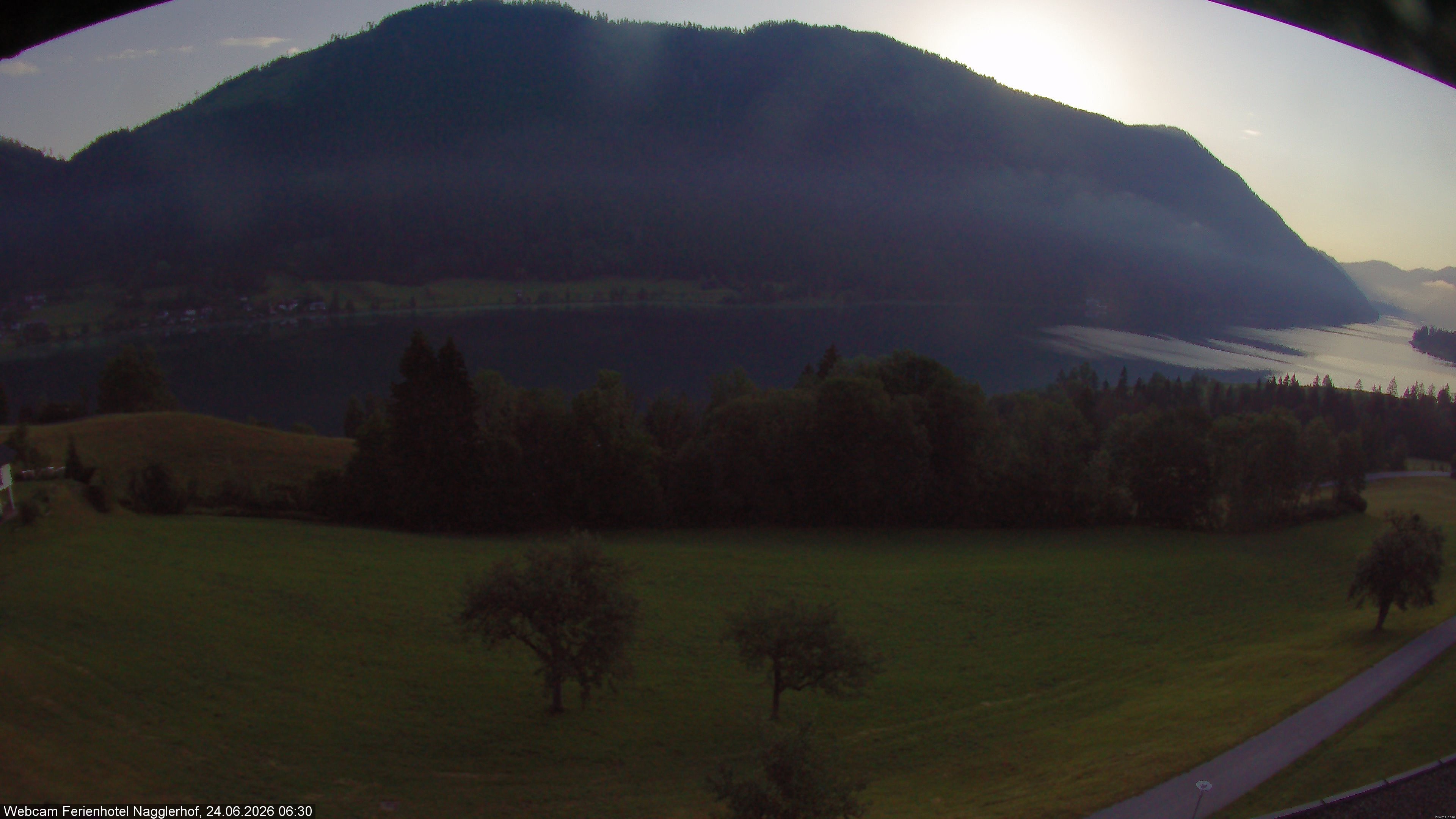 Archiv Foto Webcam Weißensee: Sicht vom Ferienhotel Nagglerhof