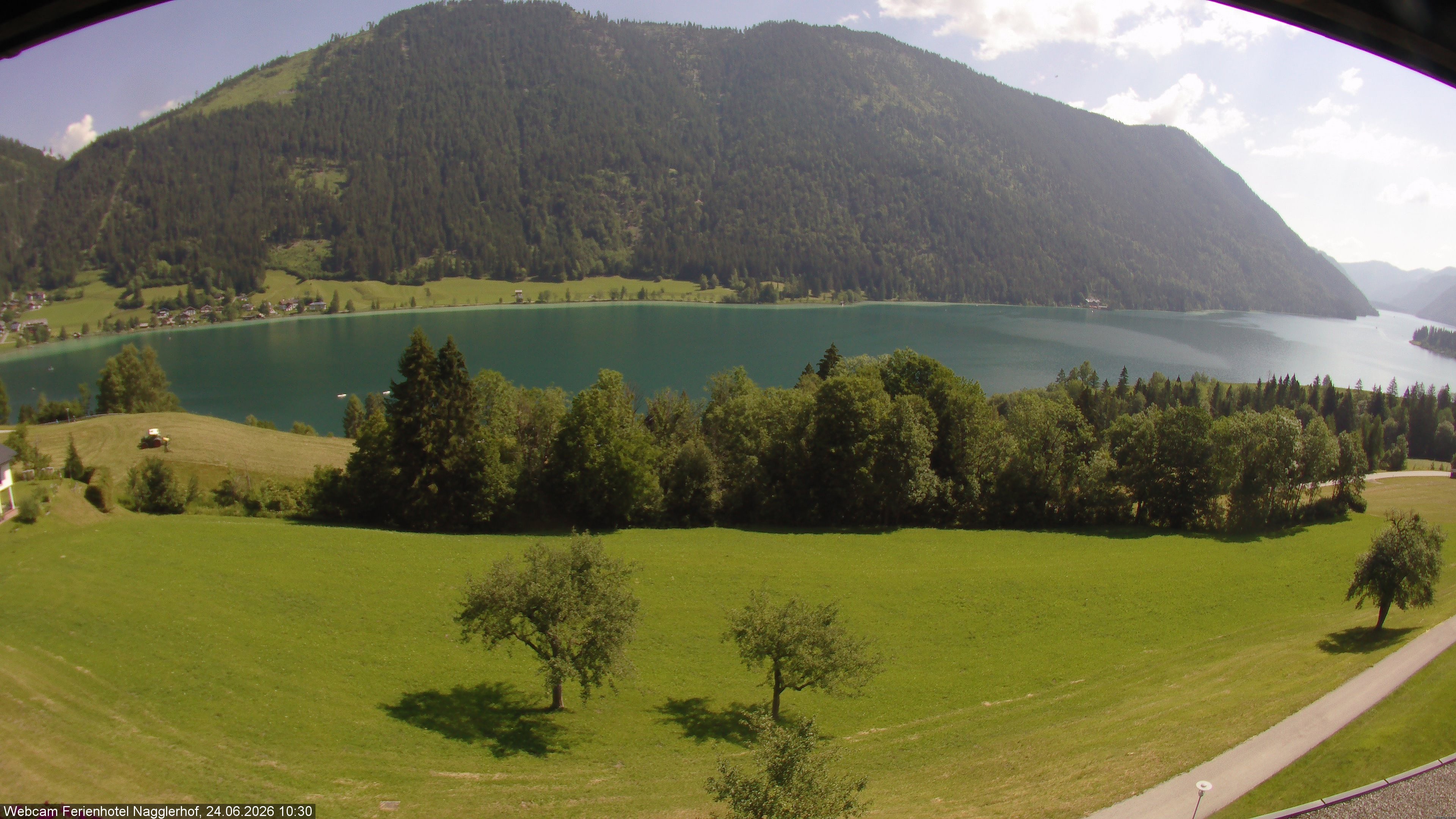 Archiv Foto Webcam Weißensee: Sicht vom Ferienhotel Nagglerhof