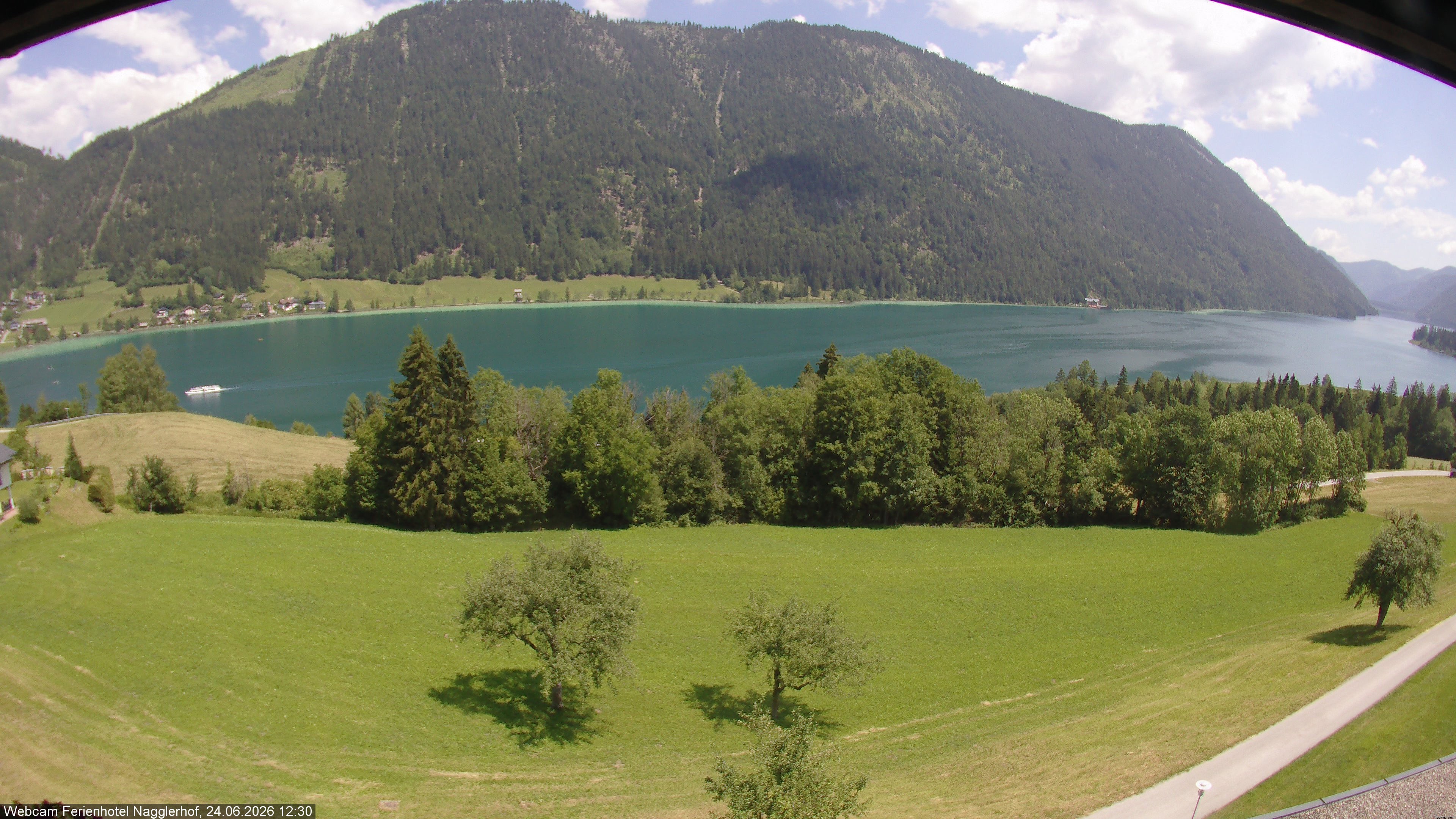 Archiv Foto Webcam Weißensee: Sicht vom Ferienhotel Nagglerhof