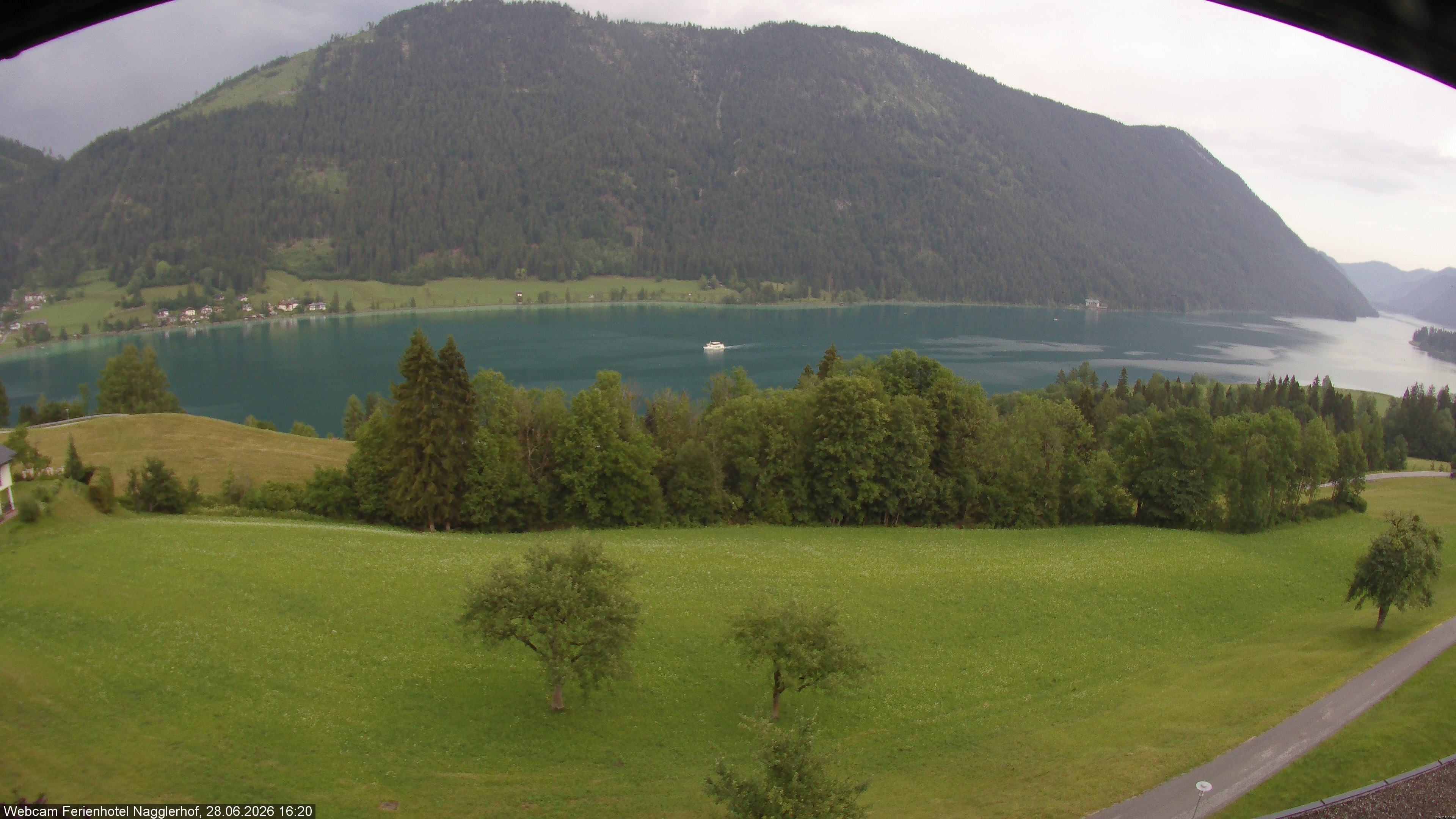Archiv Foto Webcam Weißensee: Sicht vom Ferienhotel Nagglerhof