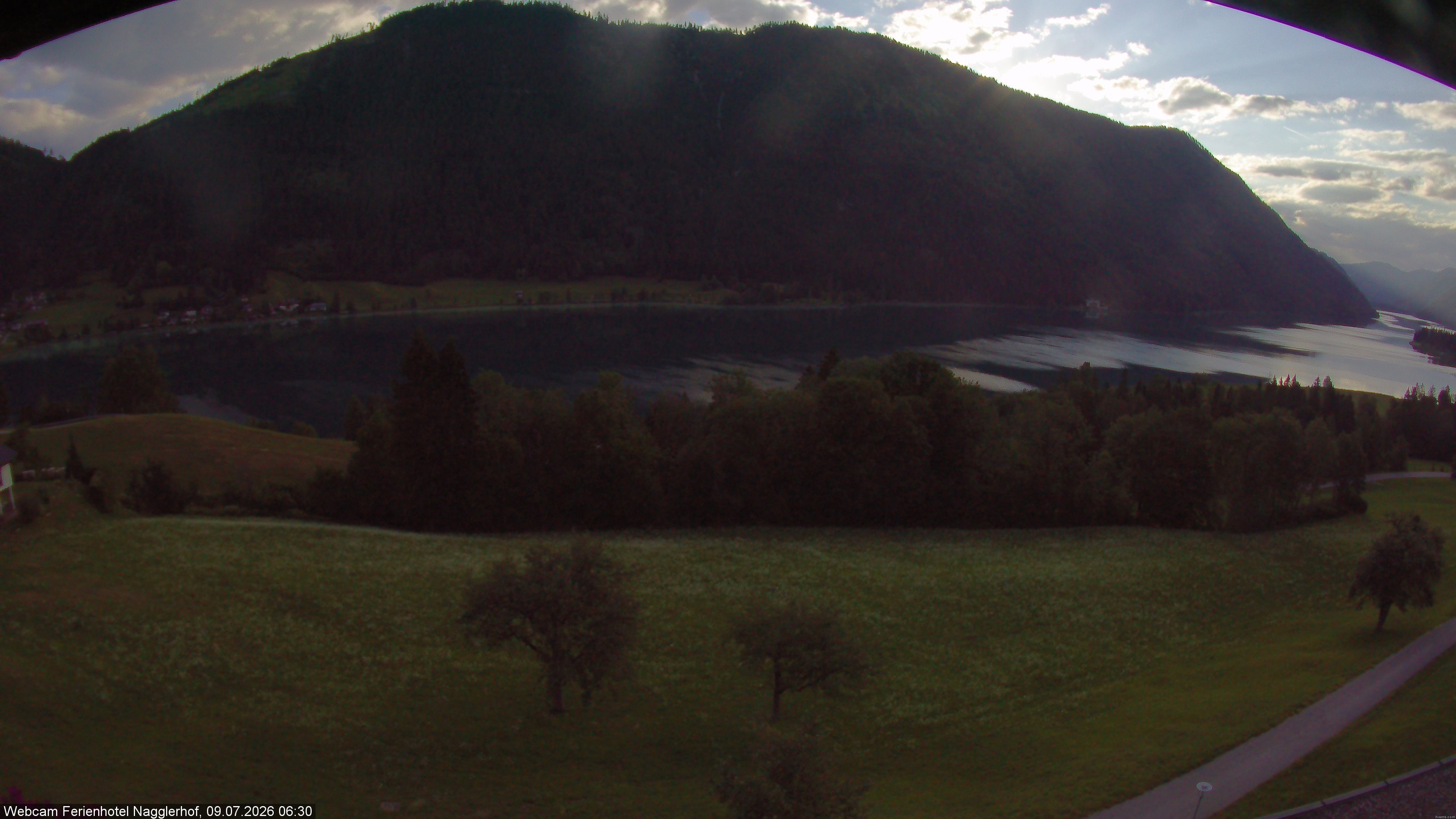 Archiv Foto Webcam Weißensee: Sicht vom Ferienhotel Nagglerhof