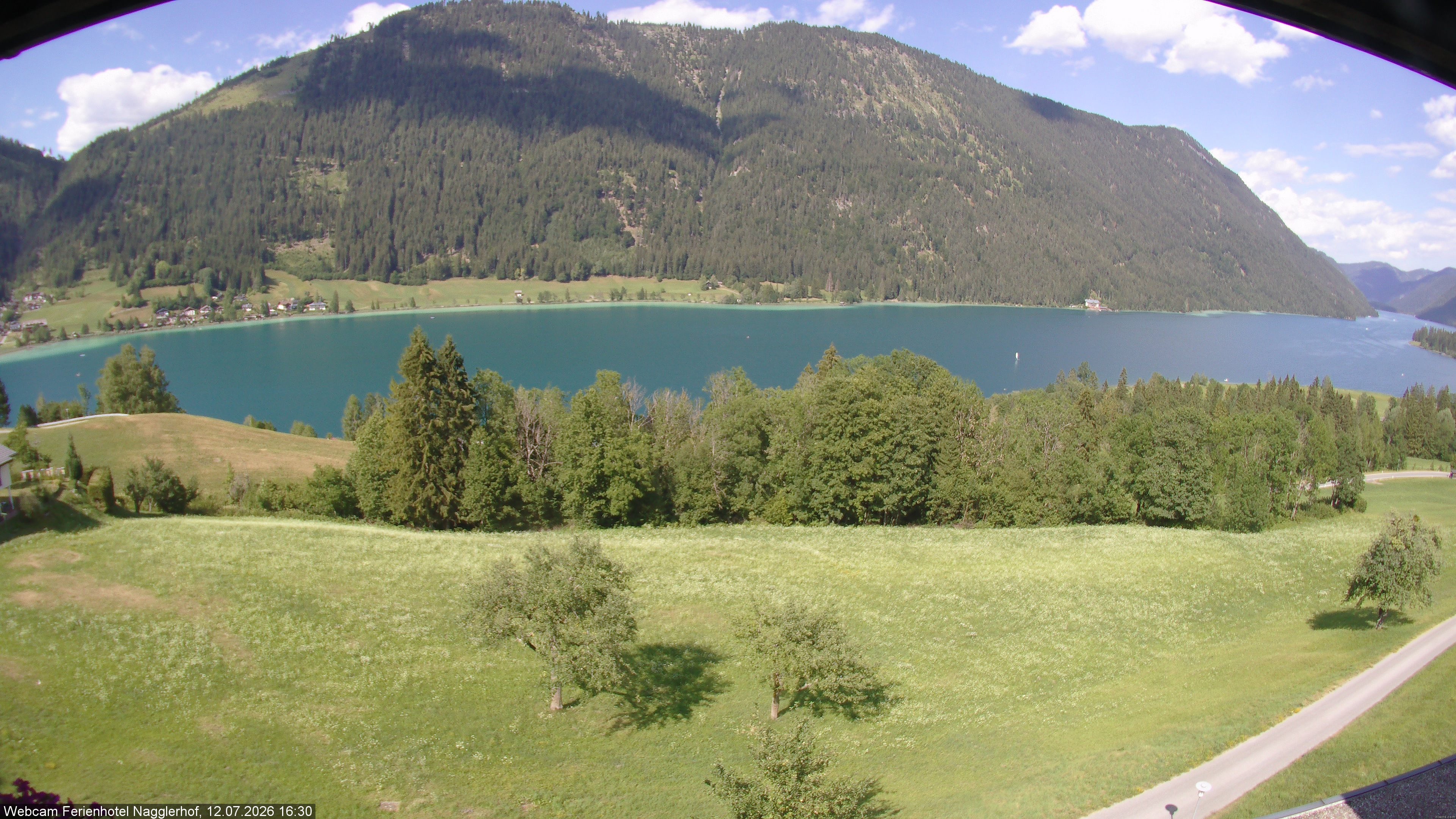 Archiv Foto Webcam Weißensee: Sicht vom Ferienhotel Nagglerhof