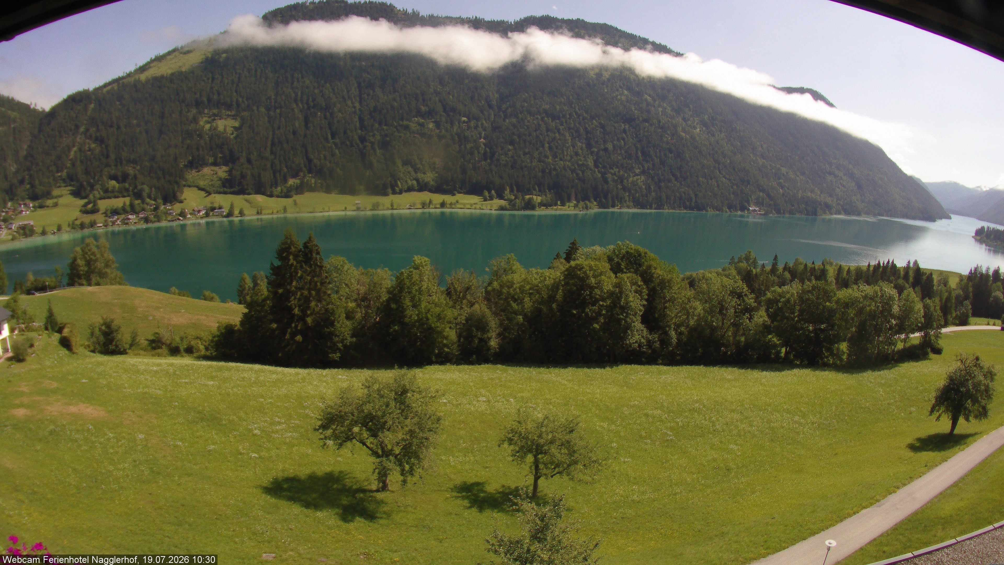 Archiv Foto Webcam Weißensee: Sicht vom Ferienhotel Nagglerhof