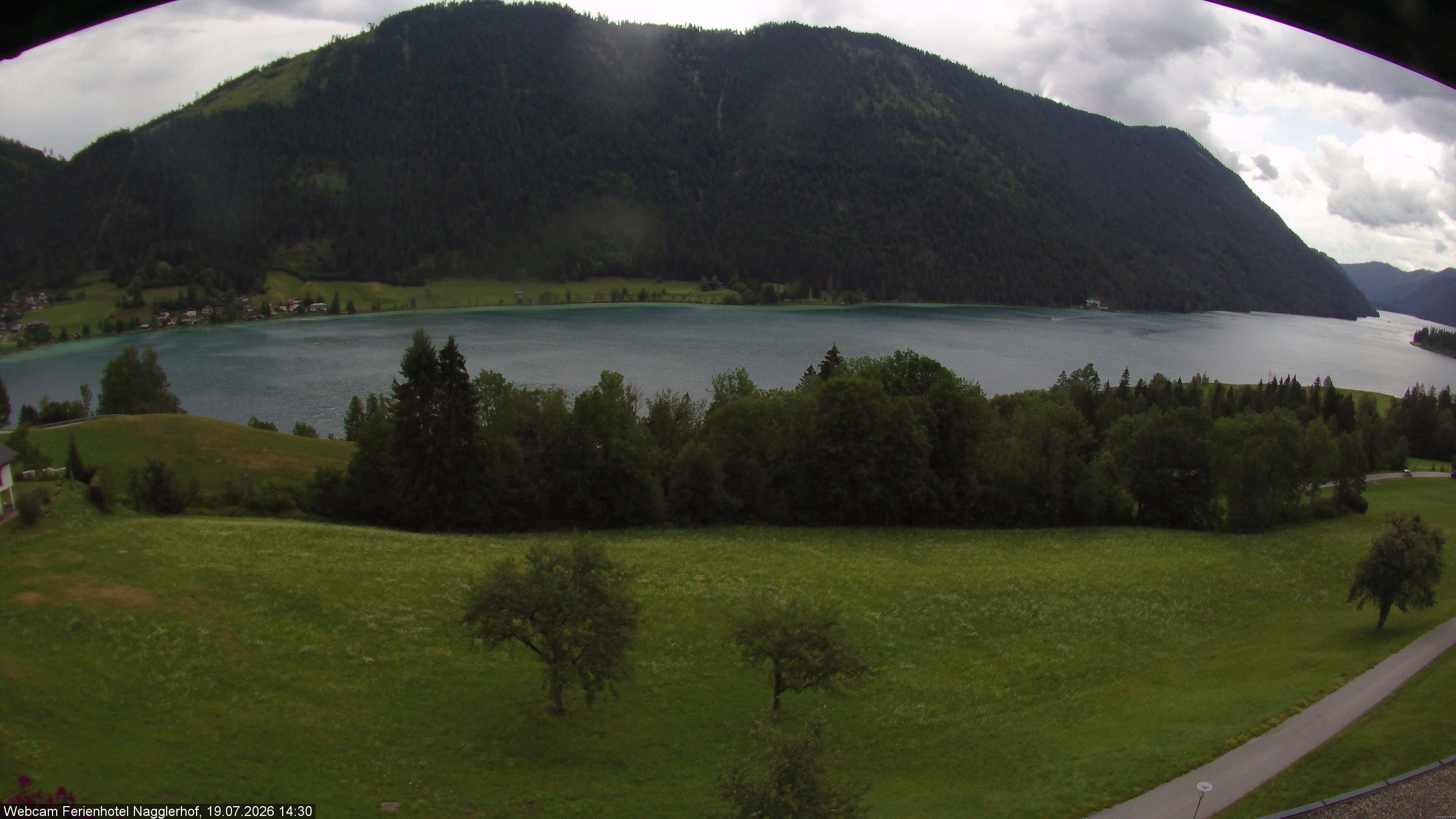 Archiv Foto Webcam Weißensee: Sicht vom Ferienhotel Nagglerhof