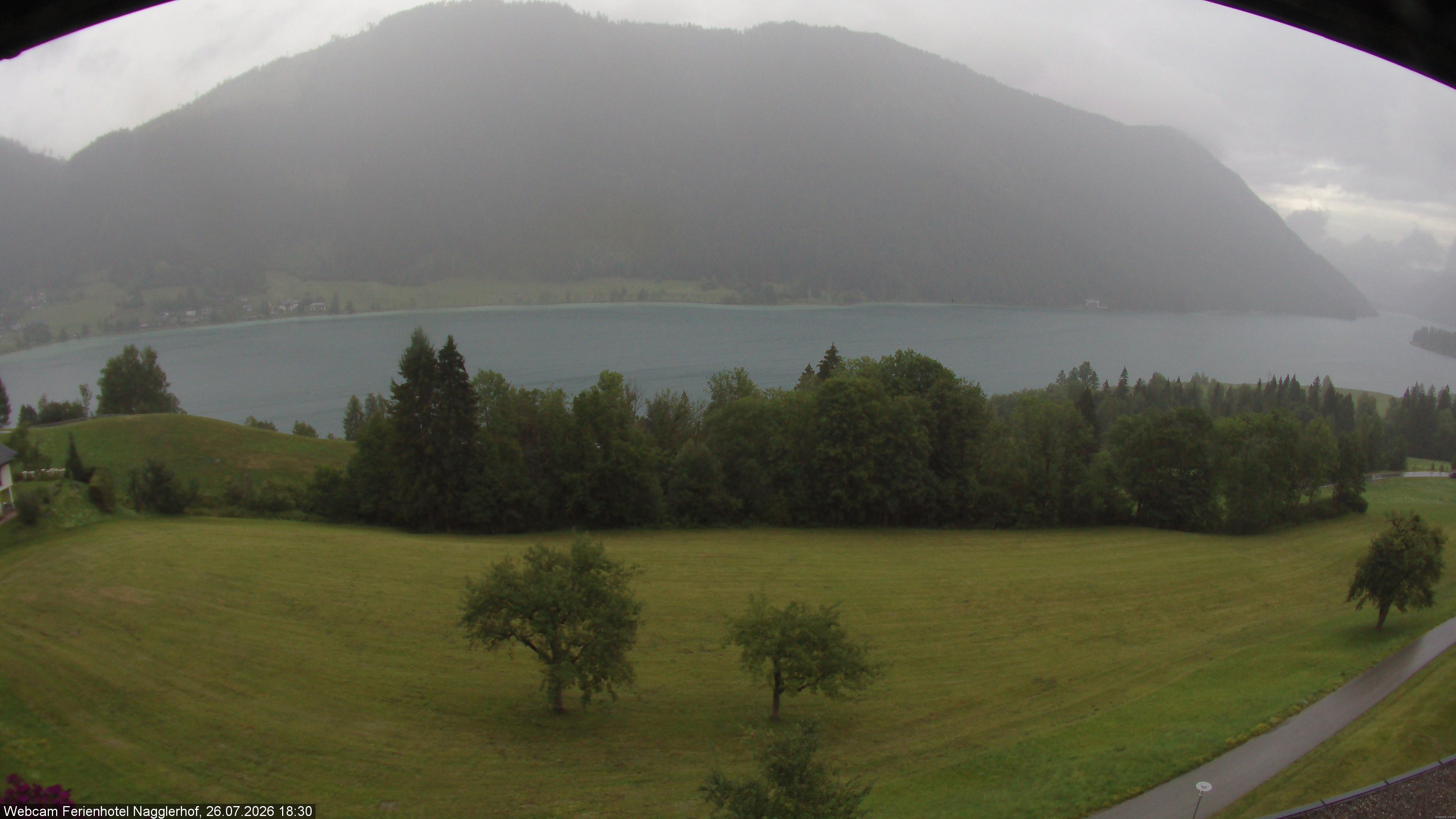 Archiv Foto Webcam Weißensee: Sicht vom Ferienhotel Nagglerhof