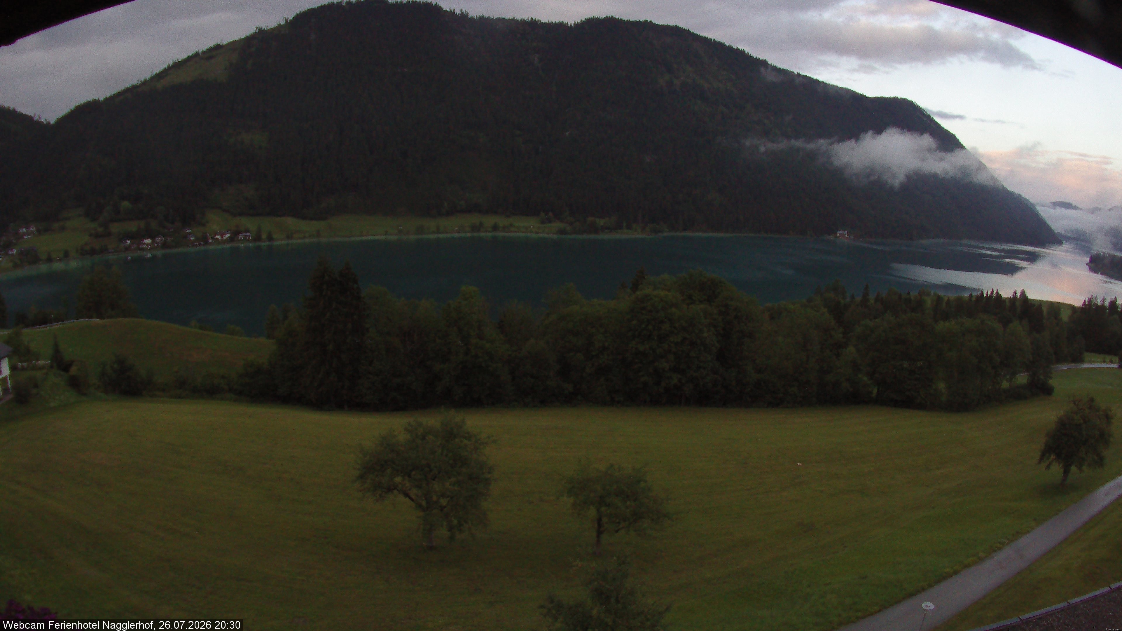 Archiv Foto Webcam Weißensee: Sicht vom Ferienhotel Nagglerhof