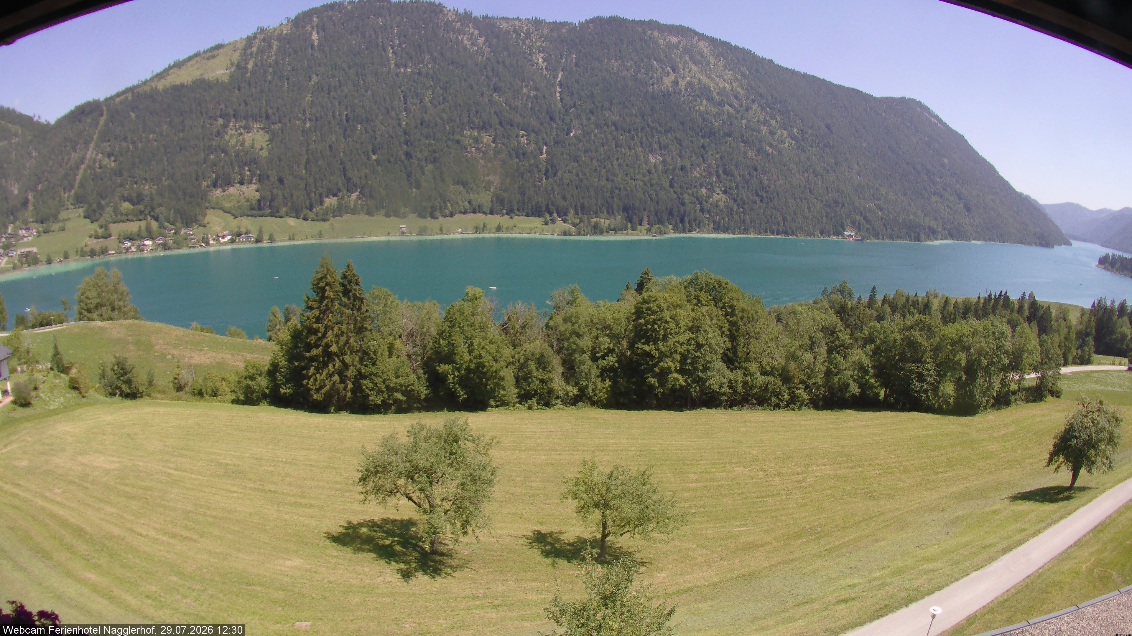 Archiv Foto Webcam Weißensee: Sicht vom Ferienhotel Nagglerhof