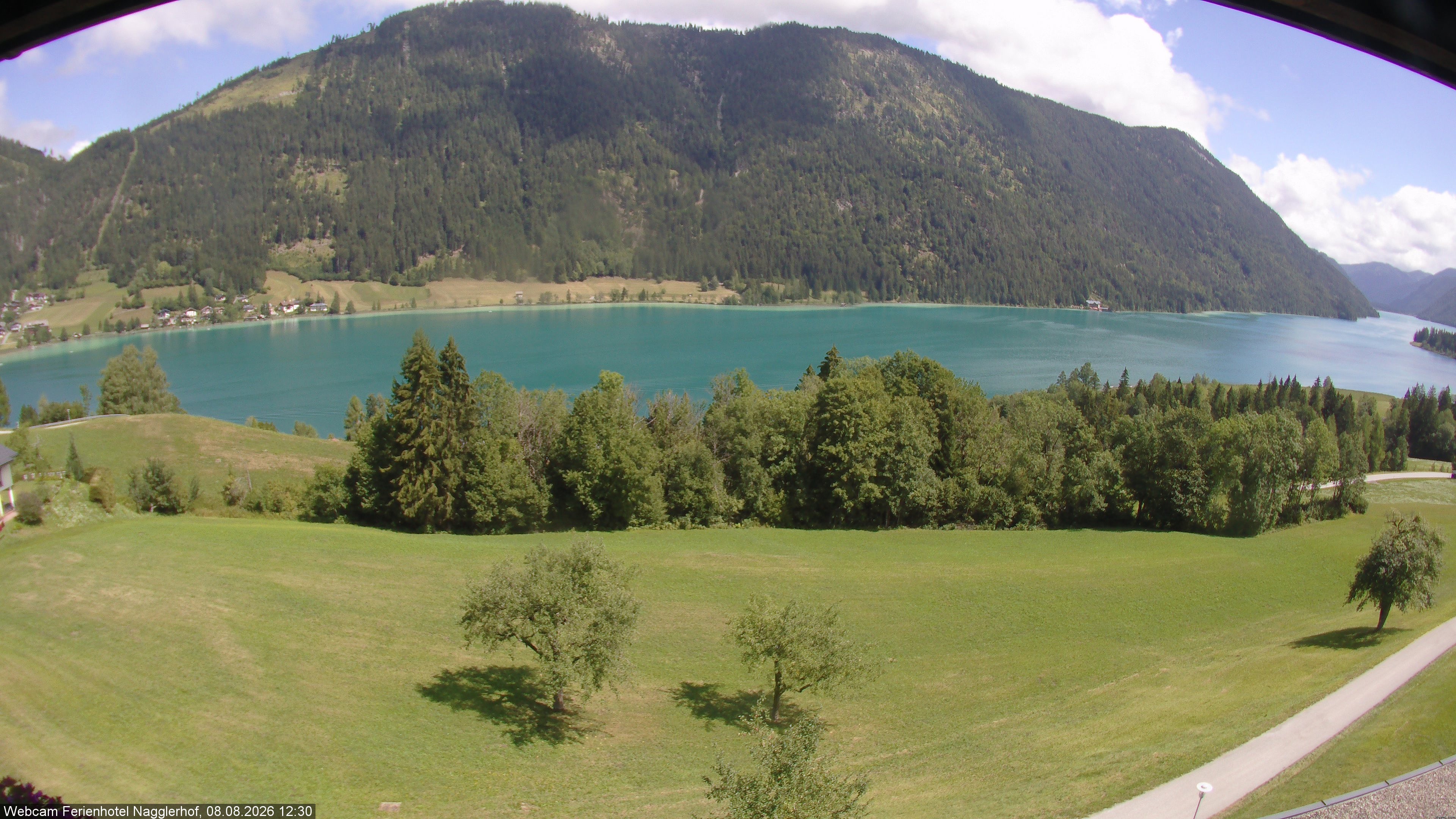 Archiv Foto Webcam Weißensee: Sicht vom Ferienhotel Nagglerhof