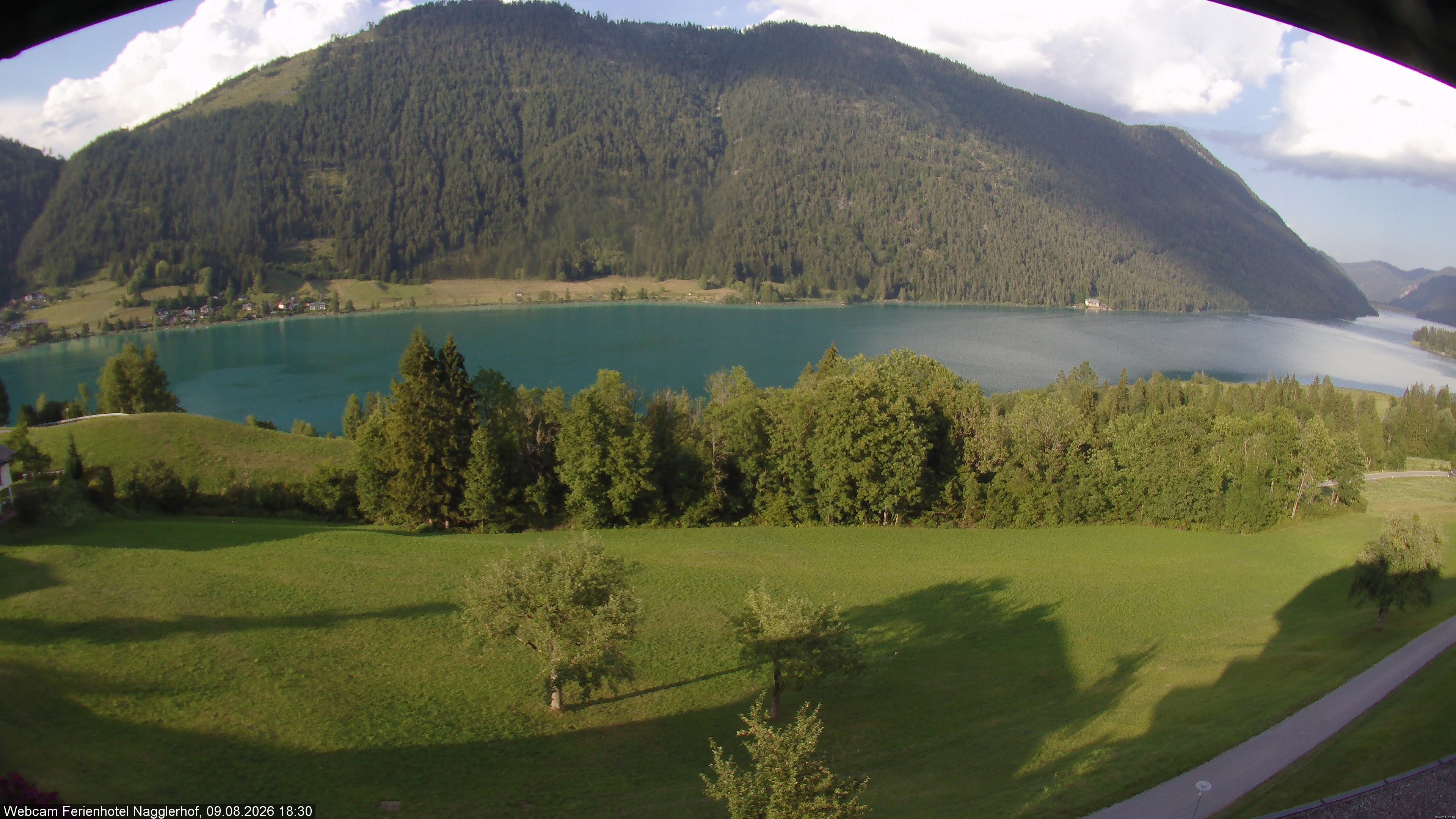 Archiv Foto Webcam Weißensee: Sicht vom Ferienhotel Nagglerhof