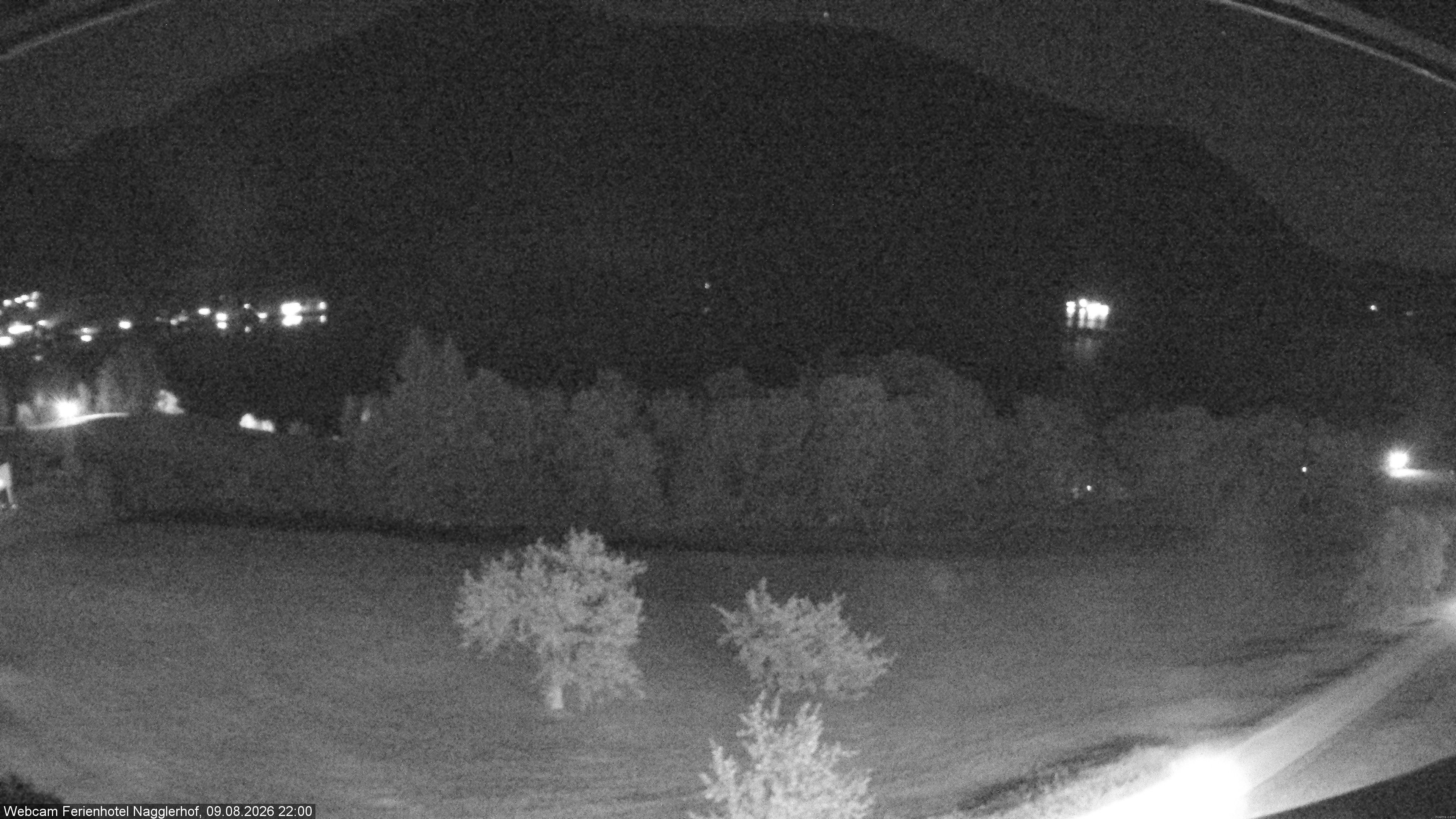 Archiv Foto Webcam Weißensee: Sicht vom Ferienhotel Nagglerhof