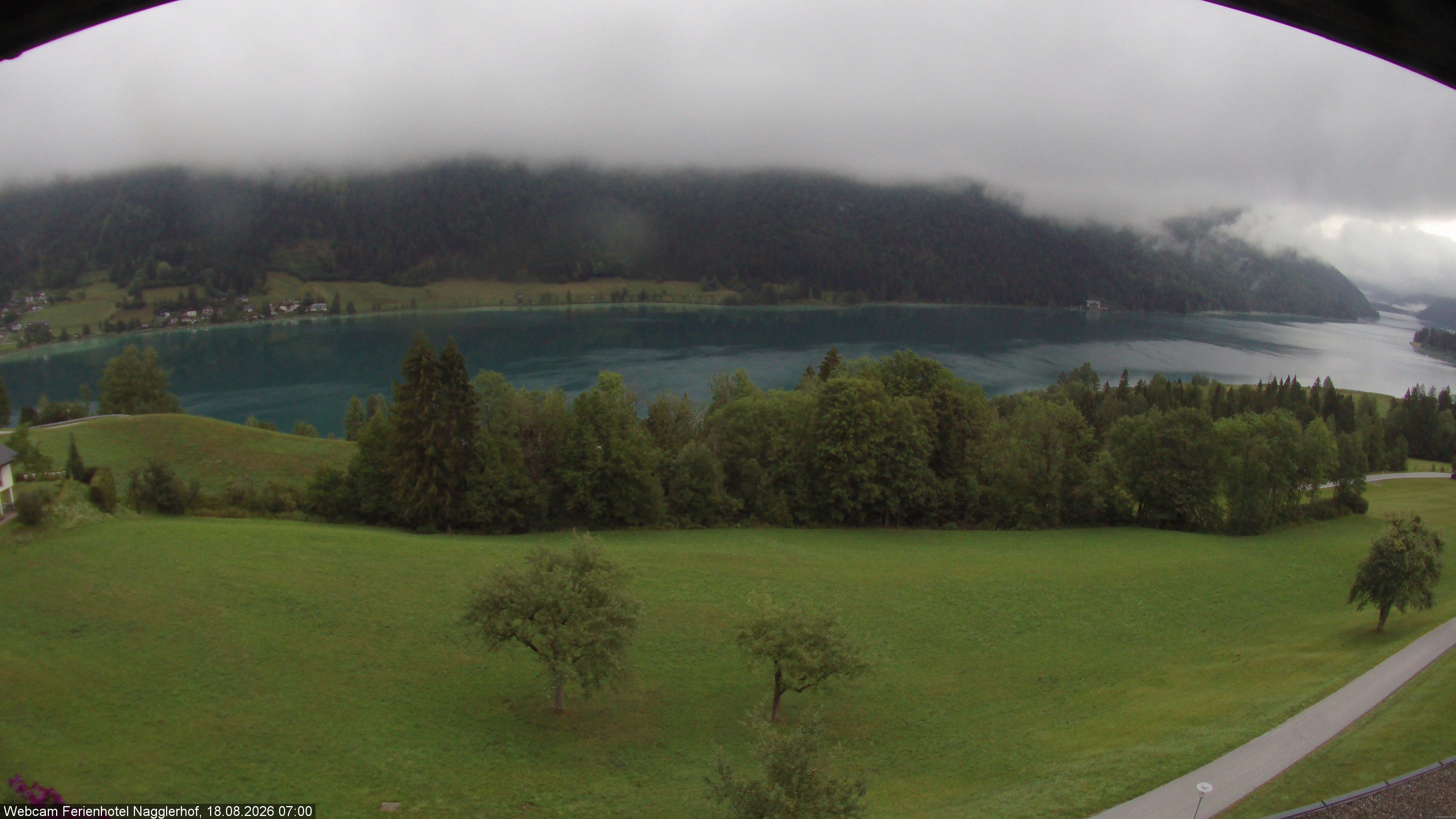 Archiv Foto Webcam Weißensee: Sicht vom Ferienhotel Nagglerhof