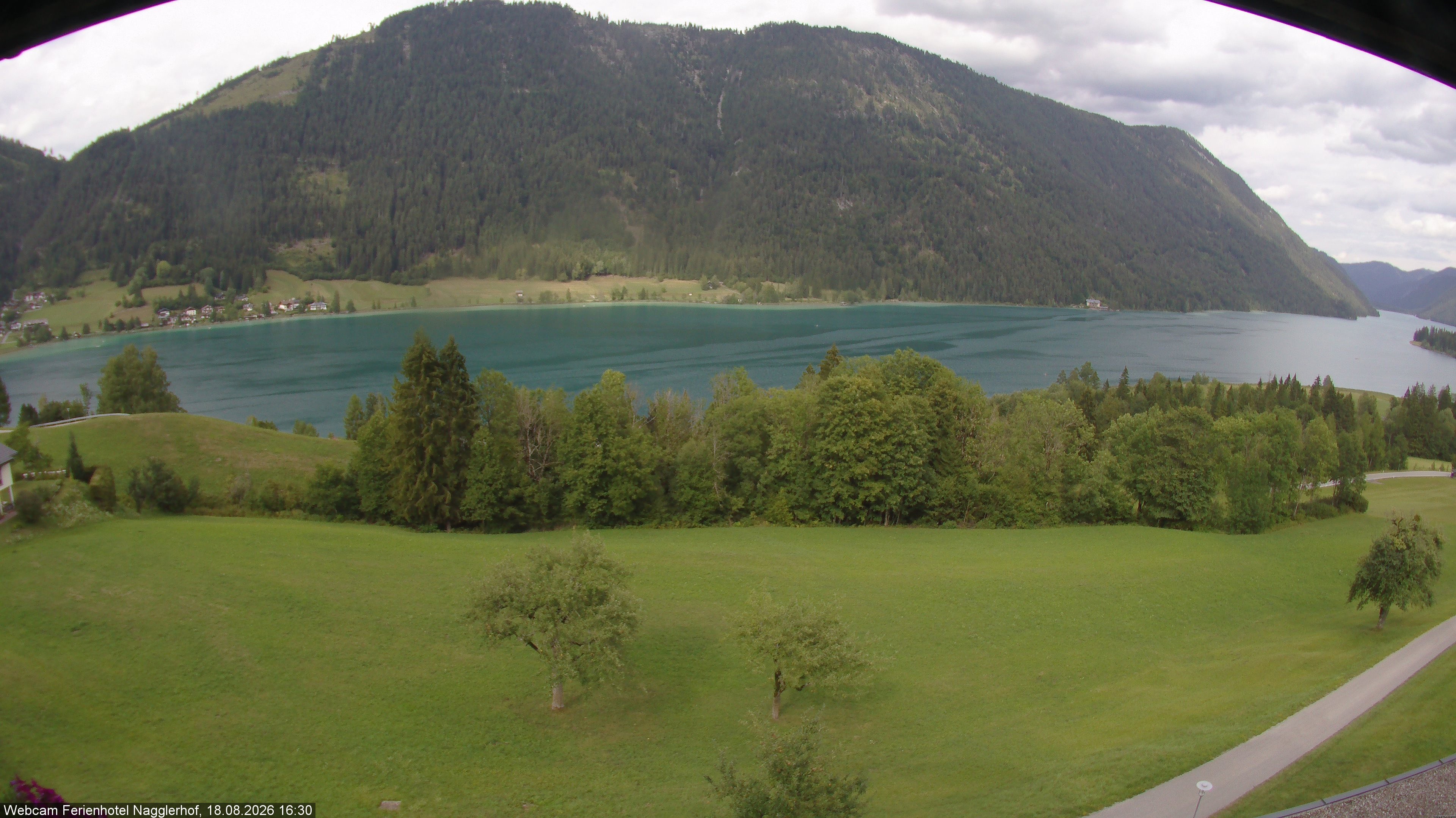 Archiv Foto Webcam Weißensee: Sicht vom Ferienhotel Nagglerhof
