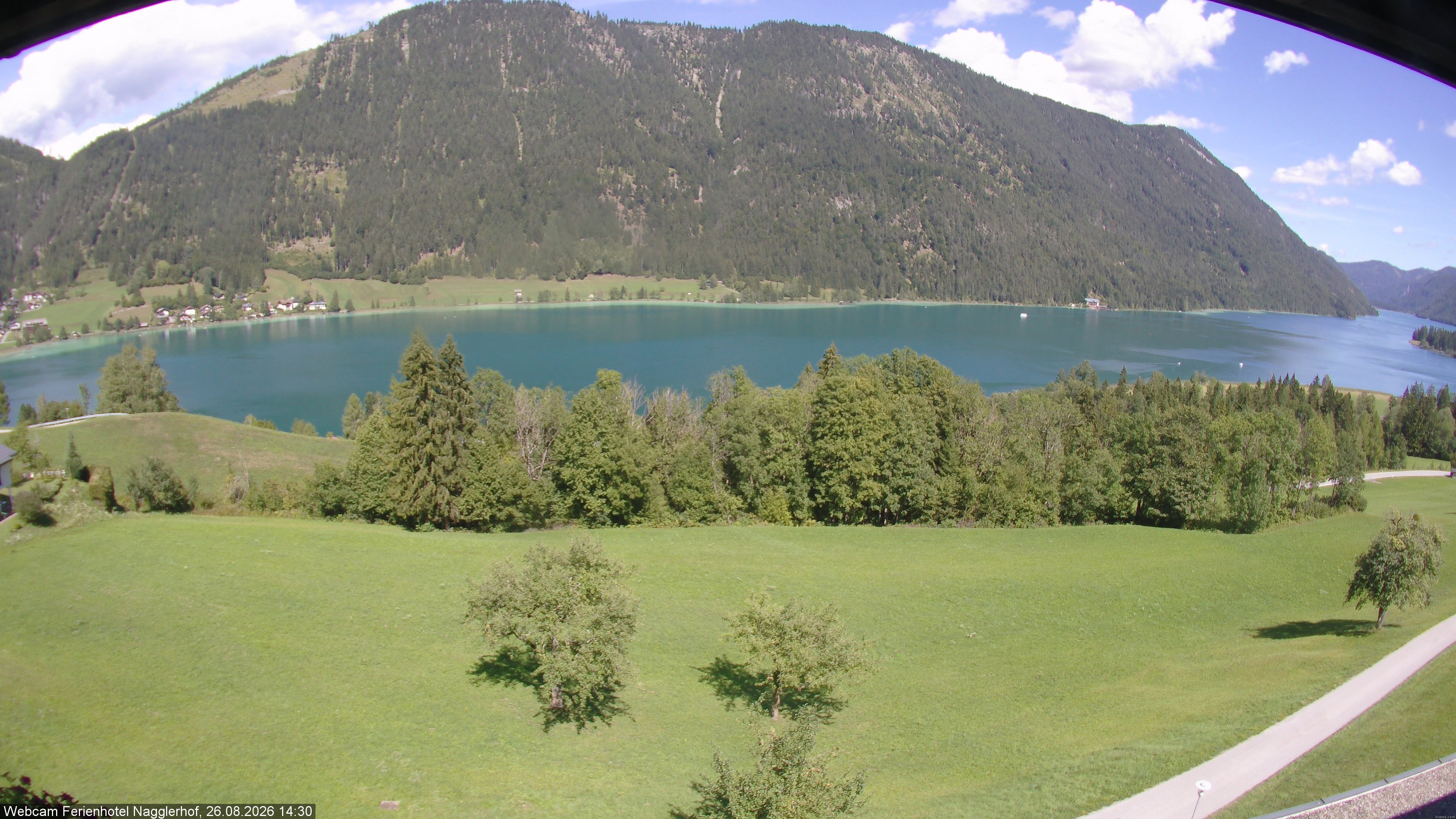 Archiv Foto Webcam Weißensee: Sicht vom Ferienhotel Nagglerhof