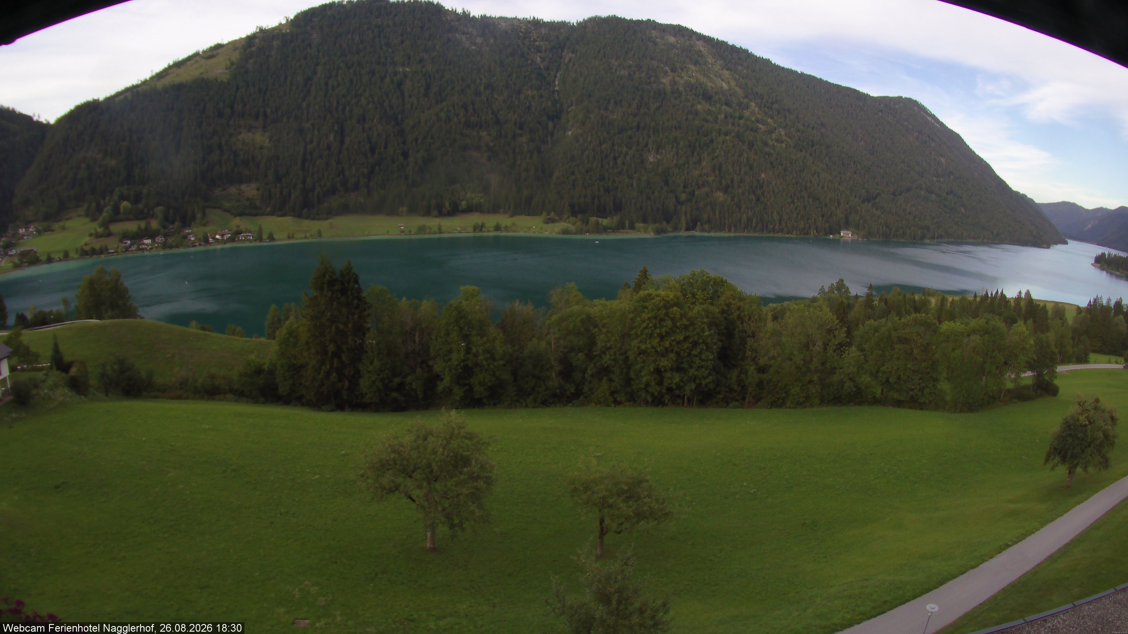 Archiv Foto Webcam Weißensee: Sicht vom Ferienhotel Nagglerhof