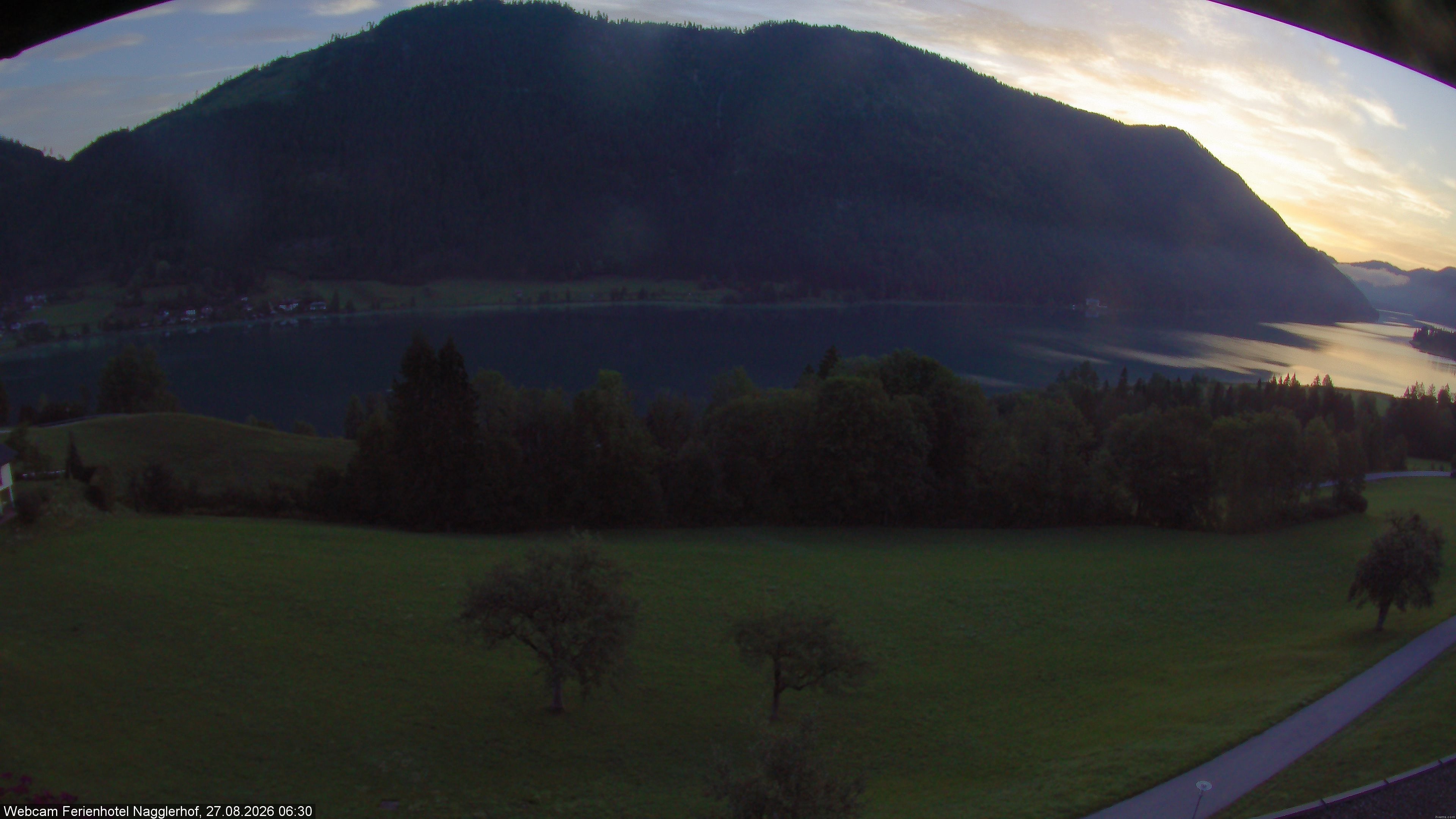 Archiv Foto Webcam Weißensee: Sicht vom Ferienhotel Nagglerhof