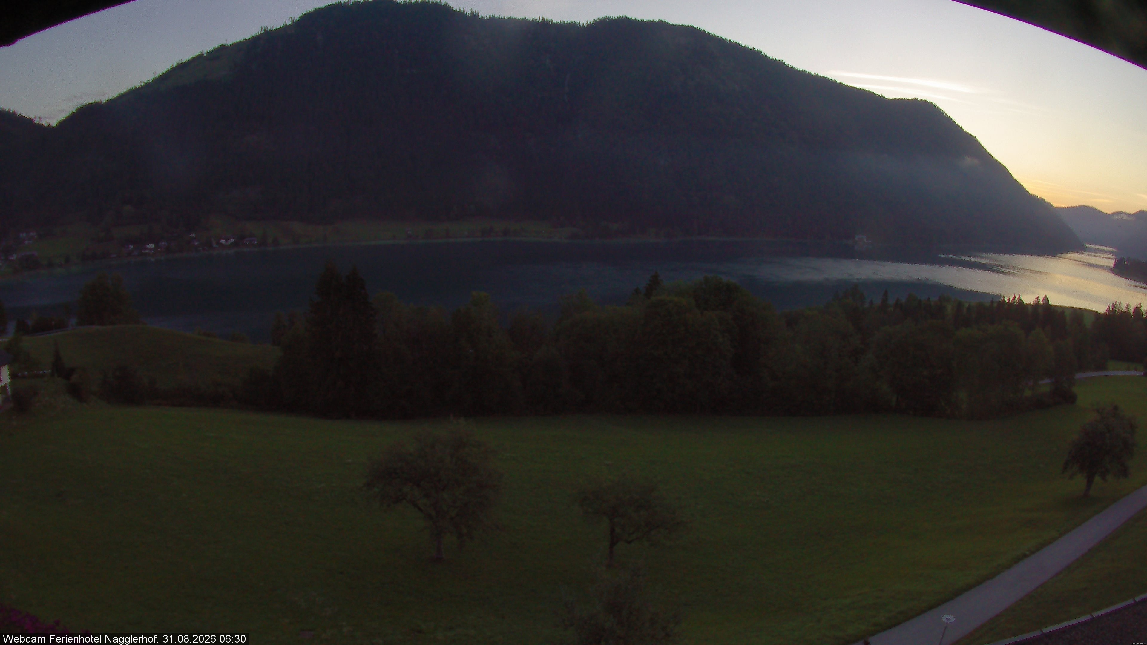 Archiv Foto Webcam Weißensee: Sicht vom Ferienhotel Nagglerhof